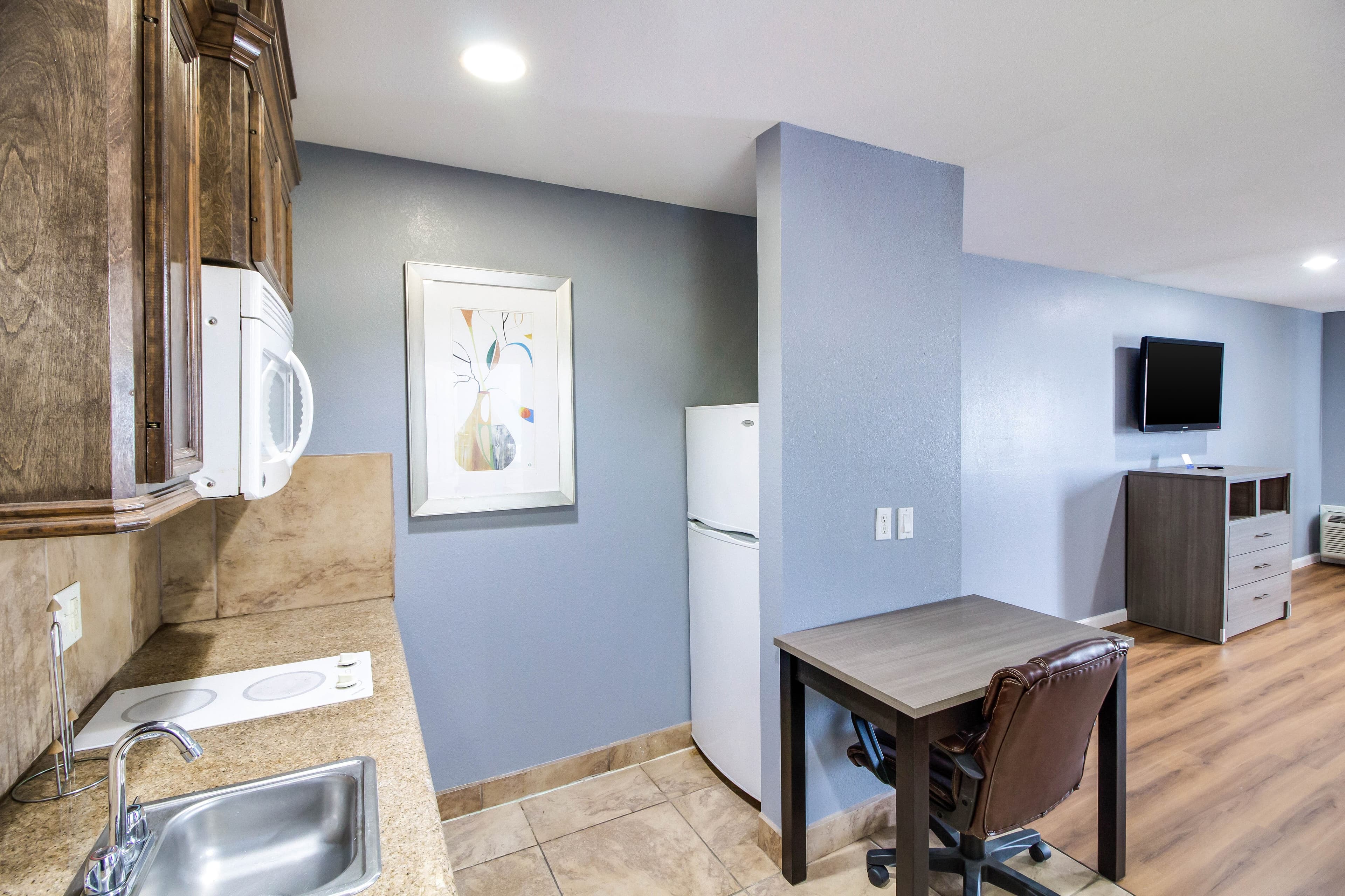 Rodeway Inn & Suites Port Arthur - Groves — 32