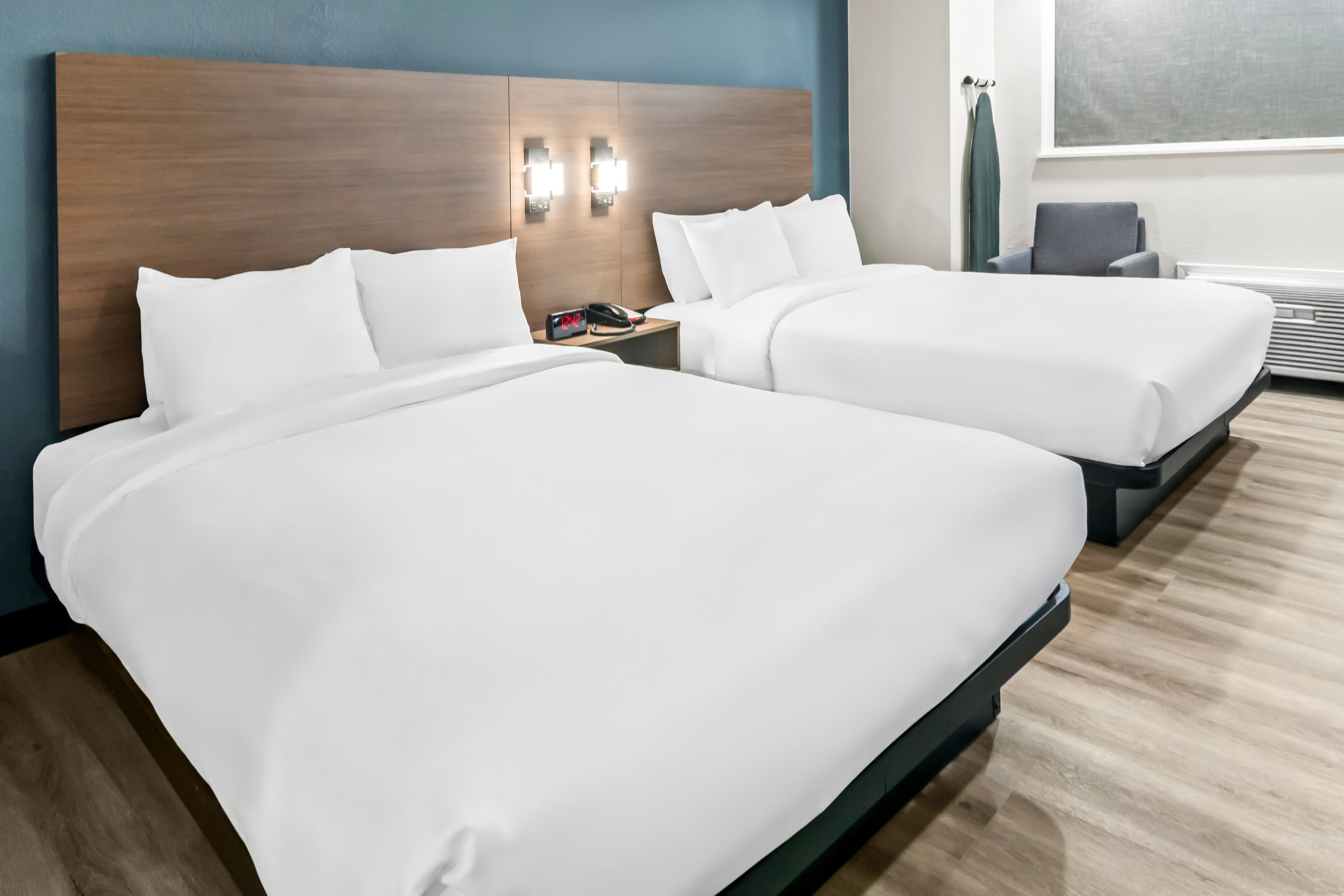 Quality Inn & Suites Fort Worth North - Haltom City — 6