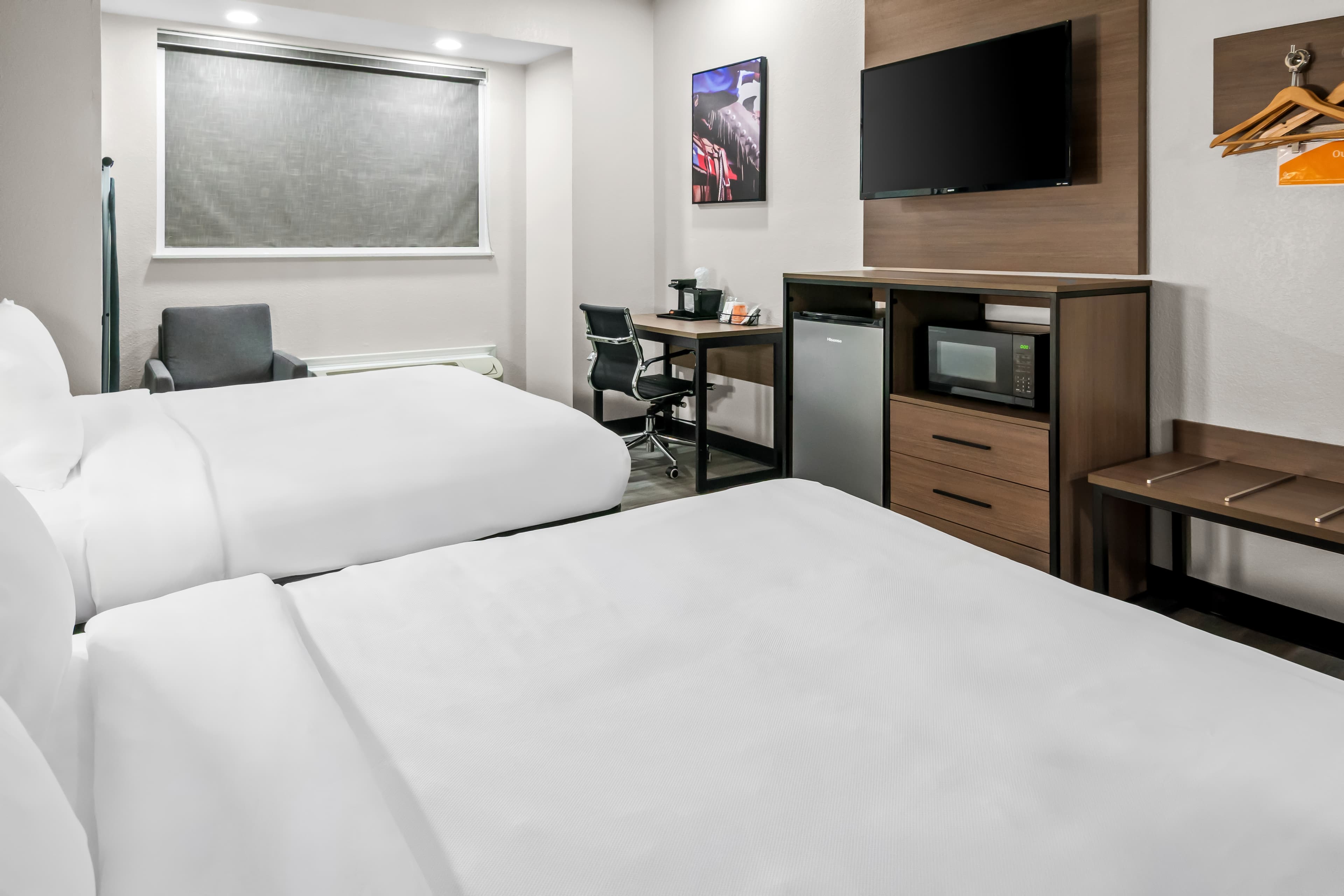 Quality Inn & Suites Fort Worth North - Haltom City — 7