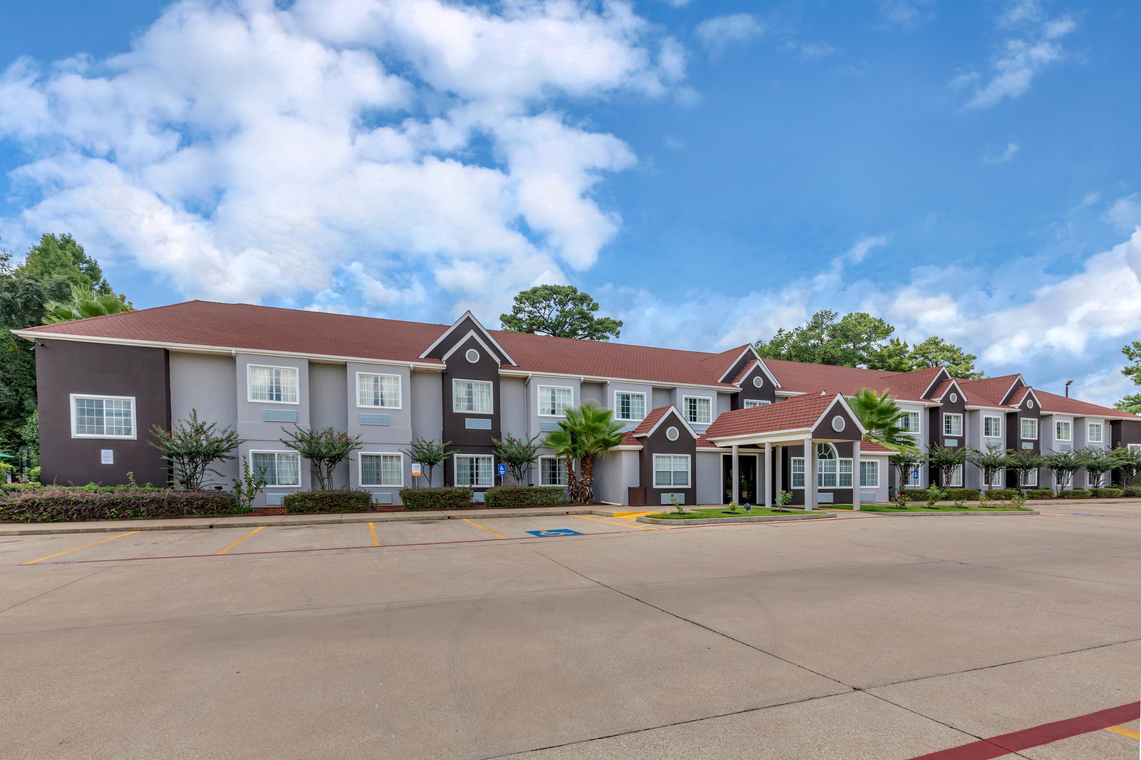 Quality Inn & Suites Longview I-20 - Image 1