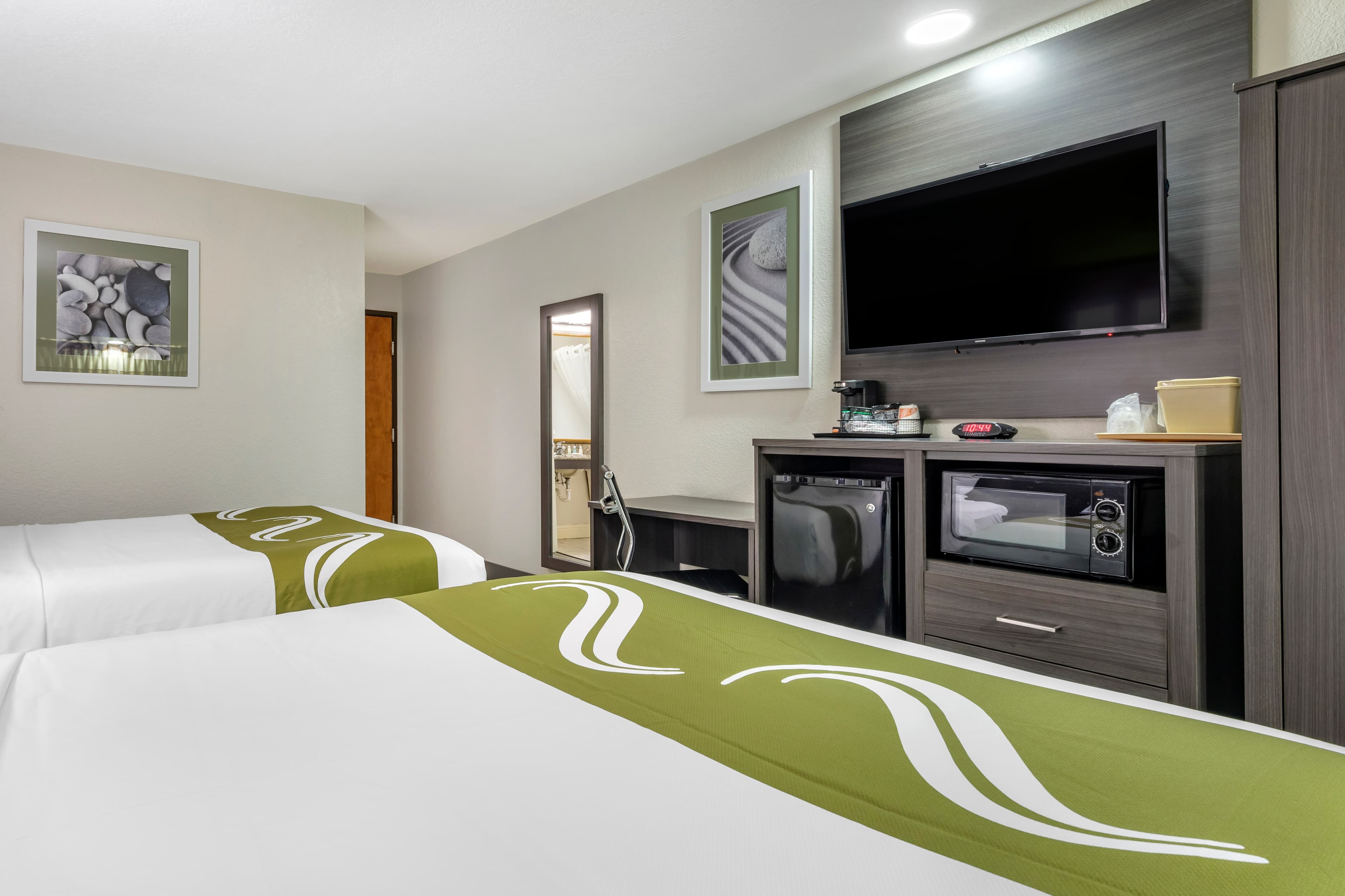 Quality Inn & Suites Longview I-20 — 8