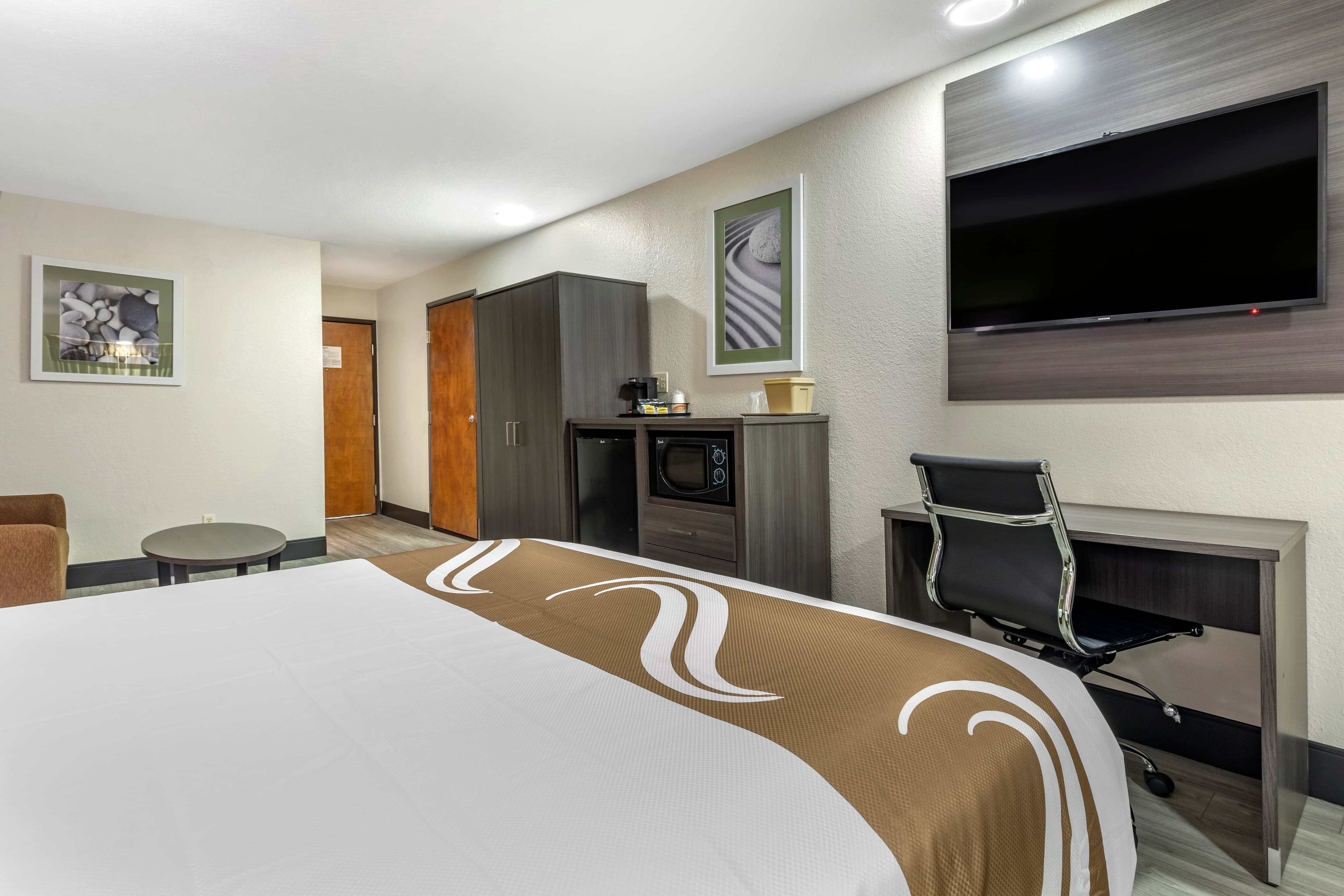 Quality Inn & Suites Longview I-20 — 20