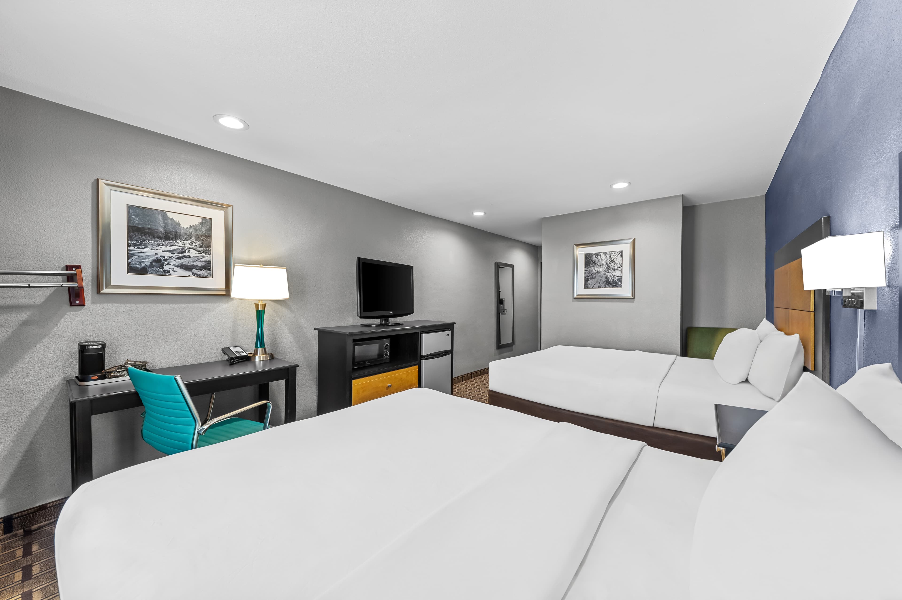 Quality Inn - Denton — 10