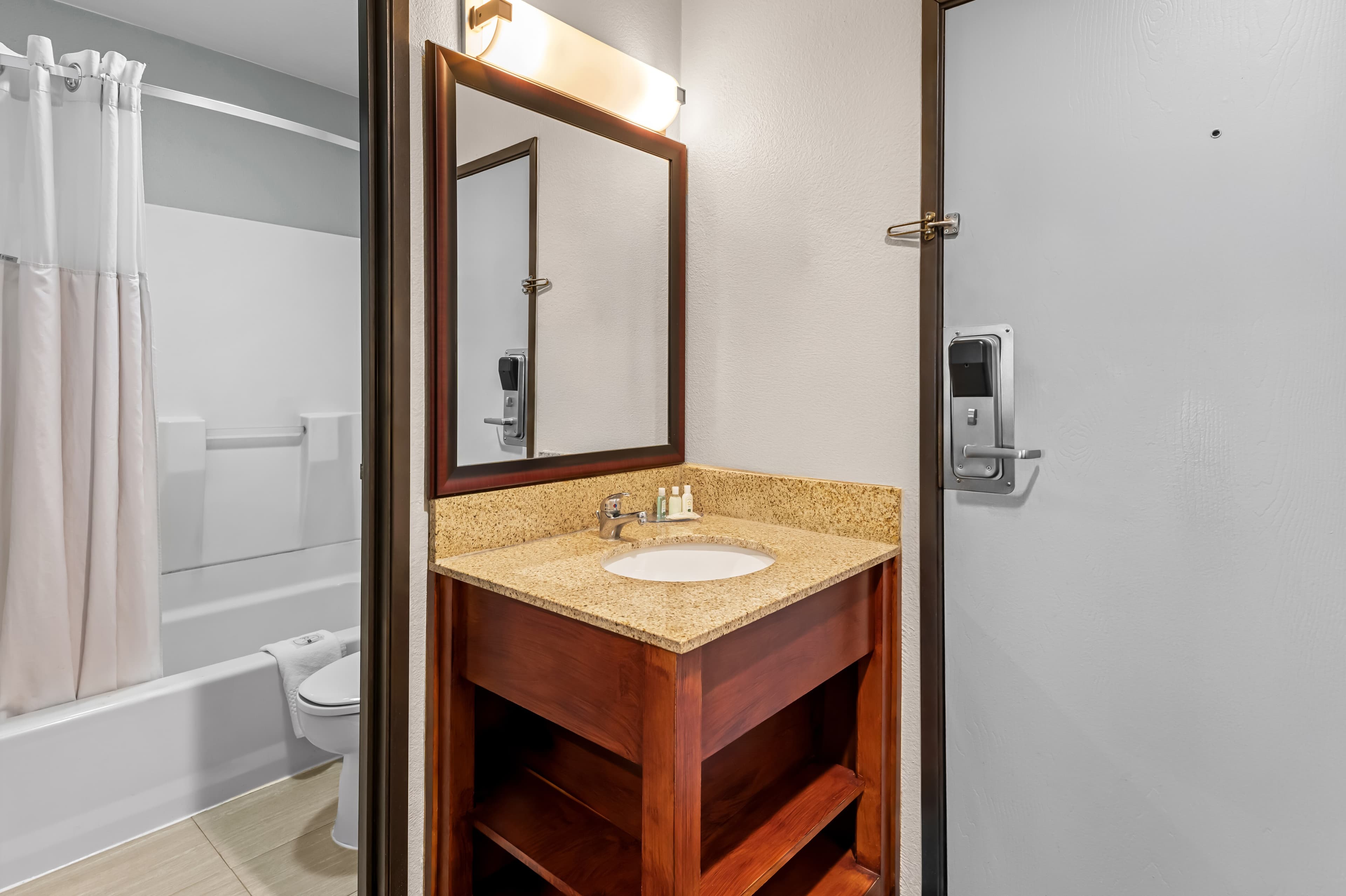 Quality Inn - Denton — 22