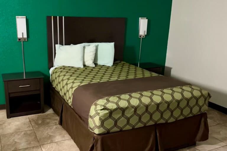 Rodeway Inn Georgetown — 13