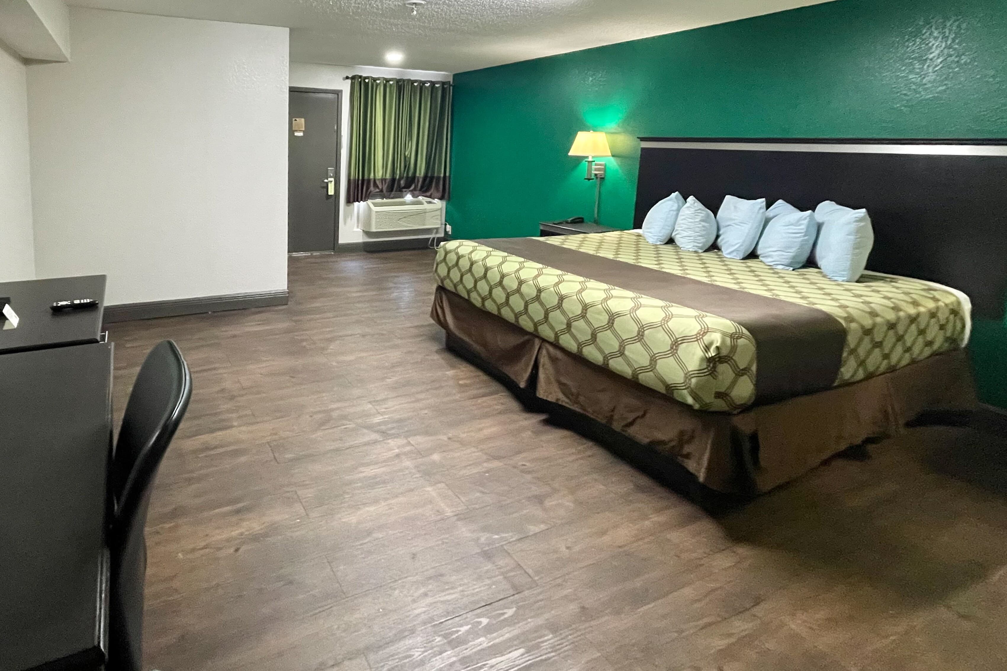 Rodeway Inn Georgetown — 18