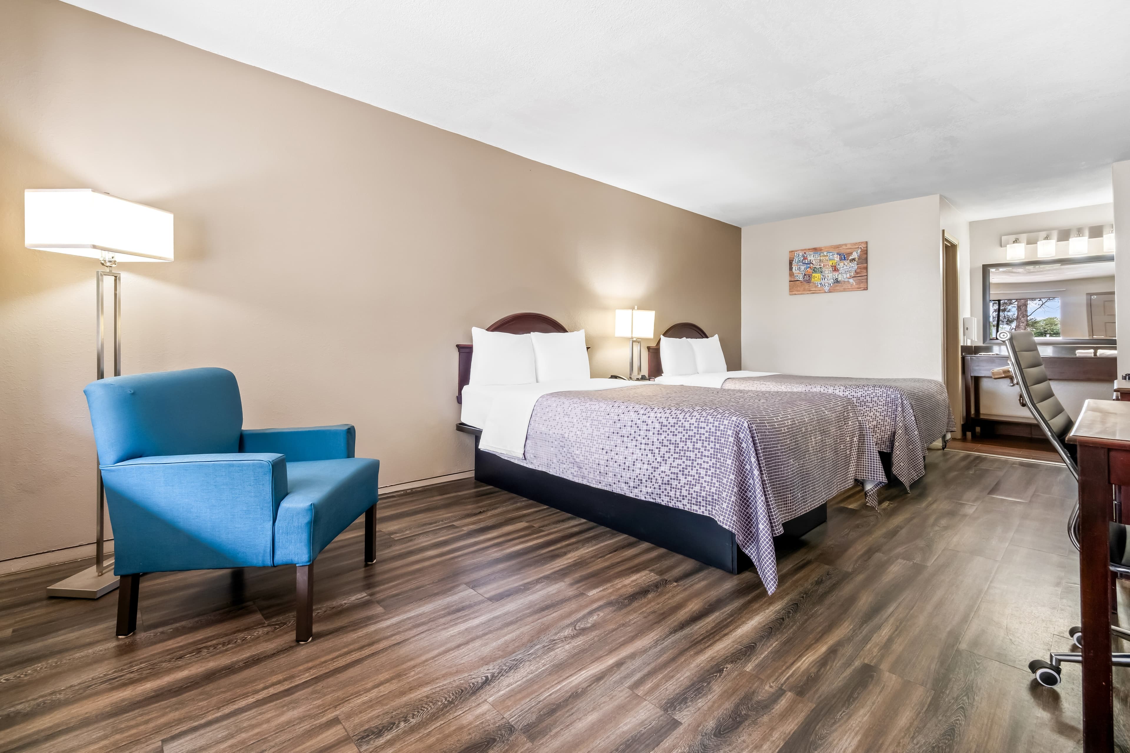Econo Lodge Childress — 16