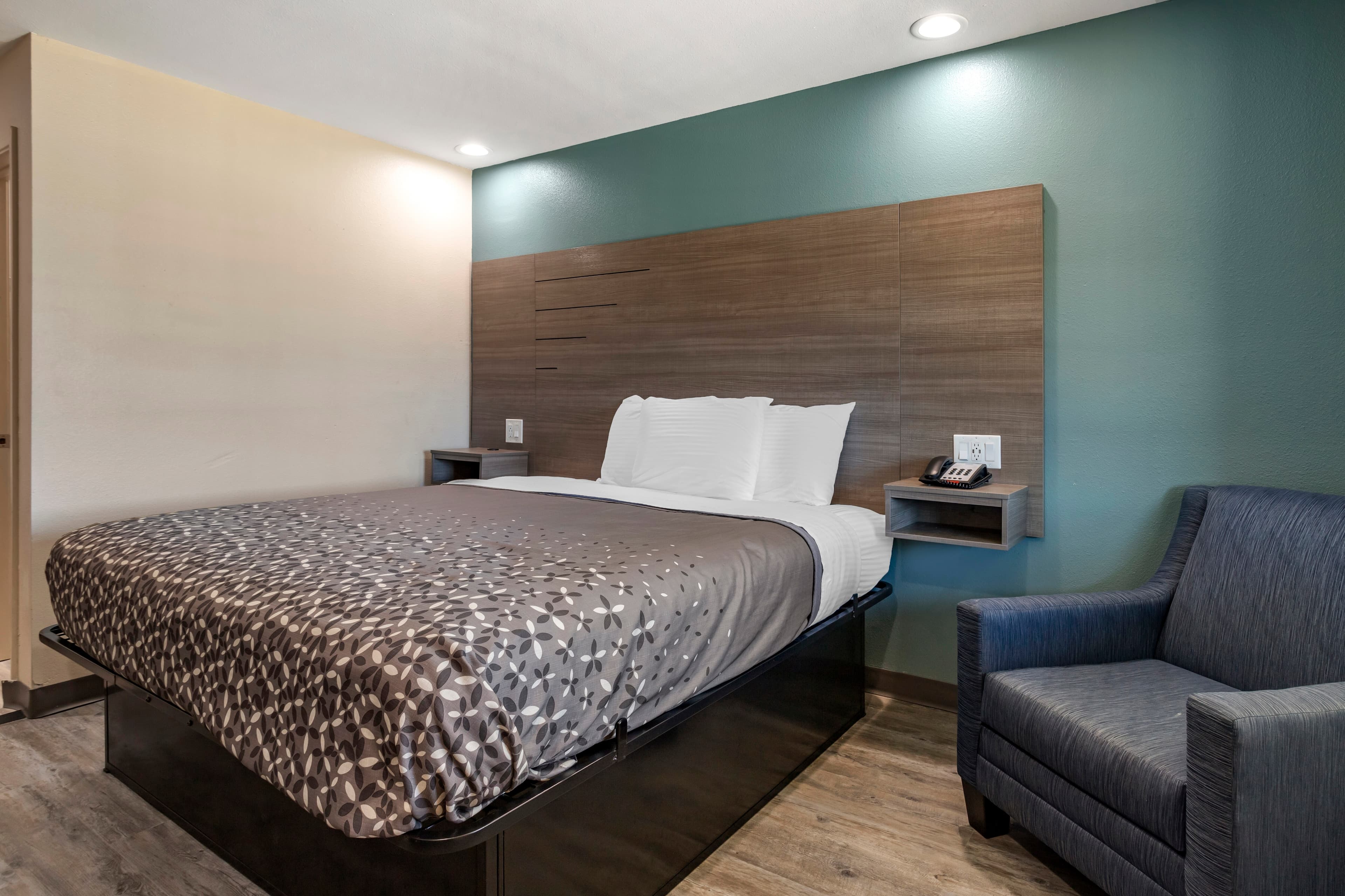 Rodeway Inn Caldwell — 8
