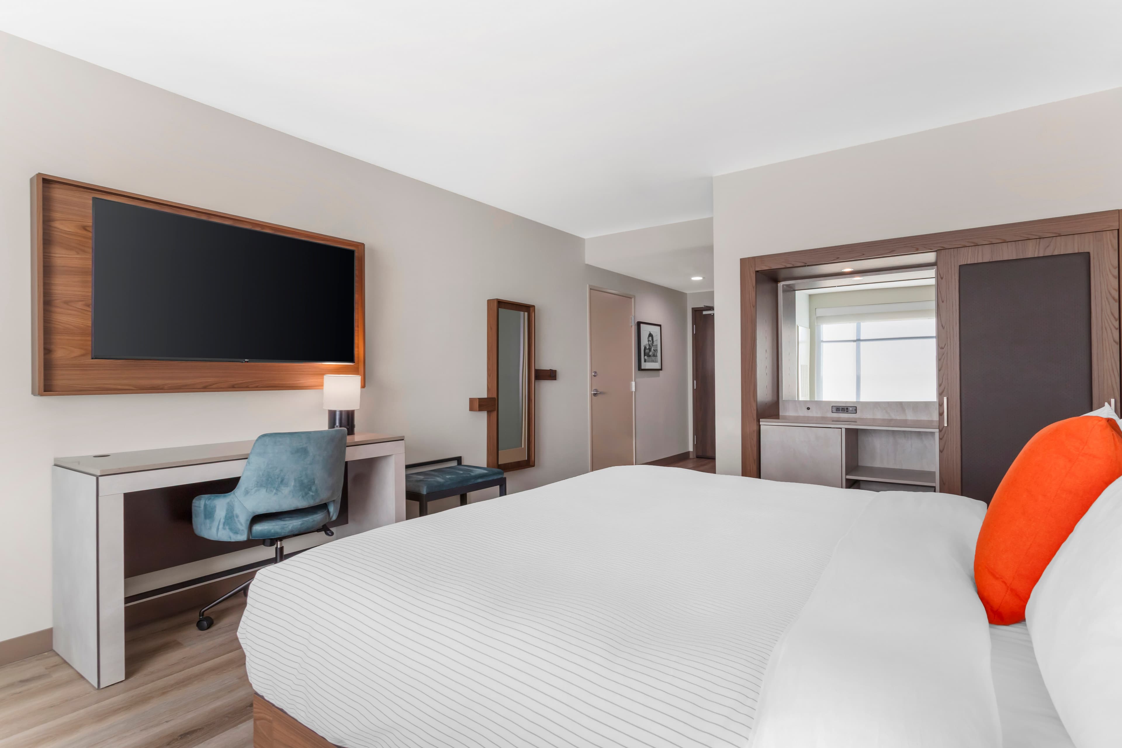 Cambria Hotel Northlake Conference Center - Roanoke - Image 4