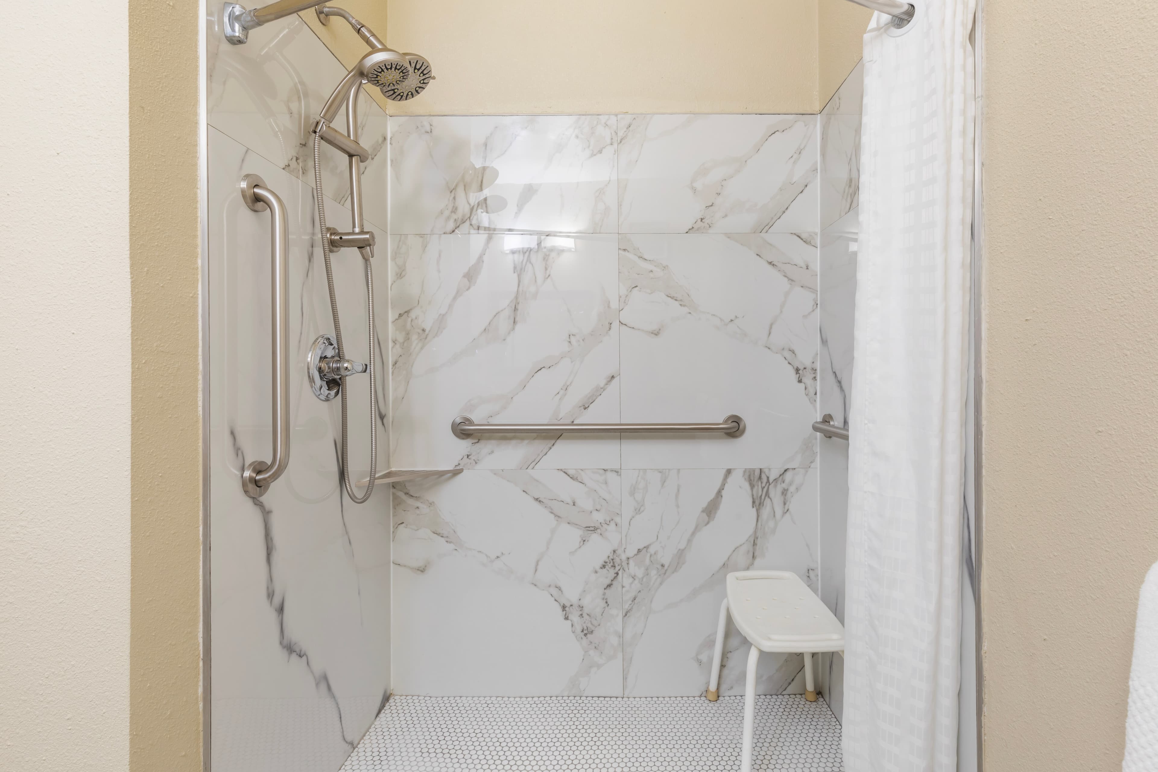 Comfort Inn & Suites Temple - Medical Center — 11