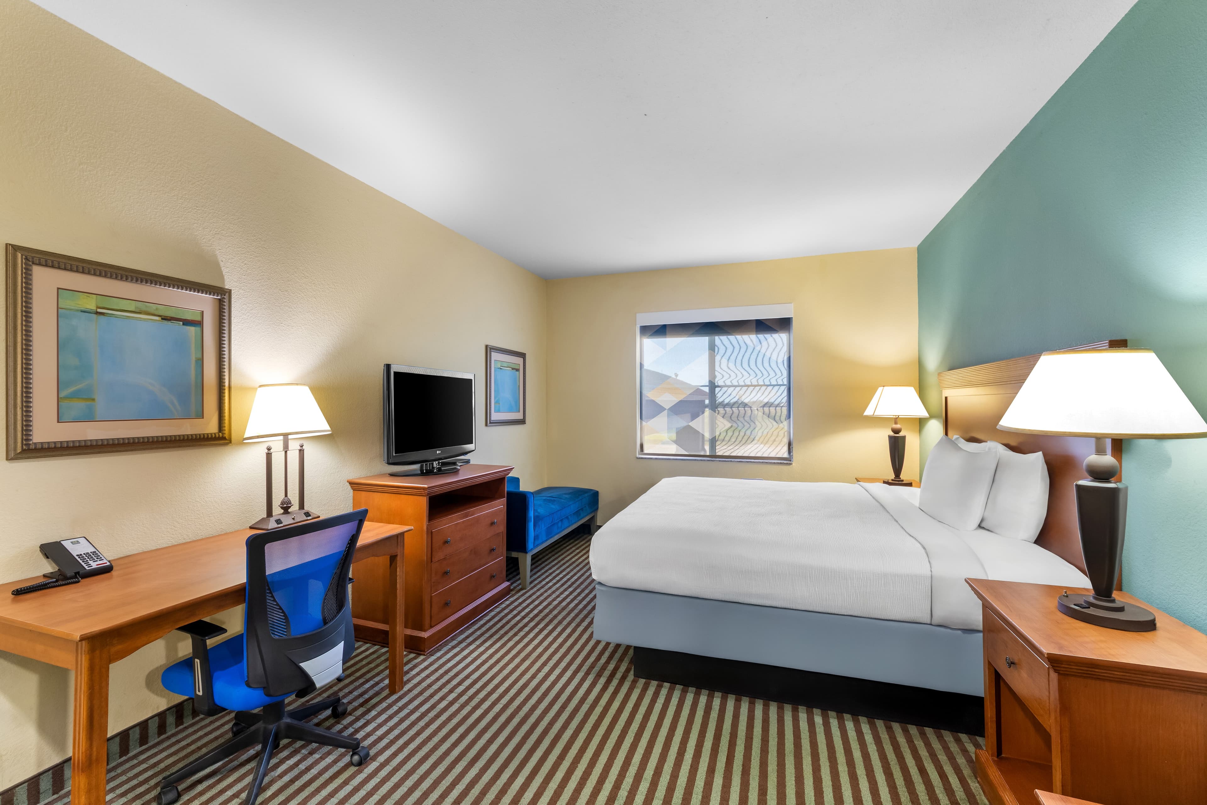 Quality Inn & Suites - Marlin - Image 3