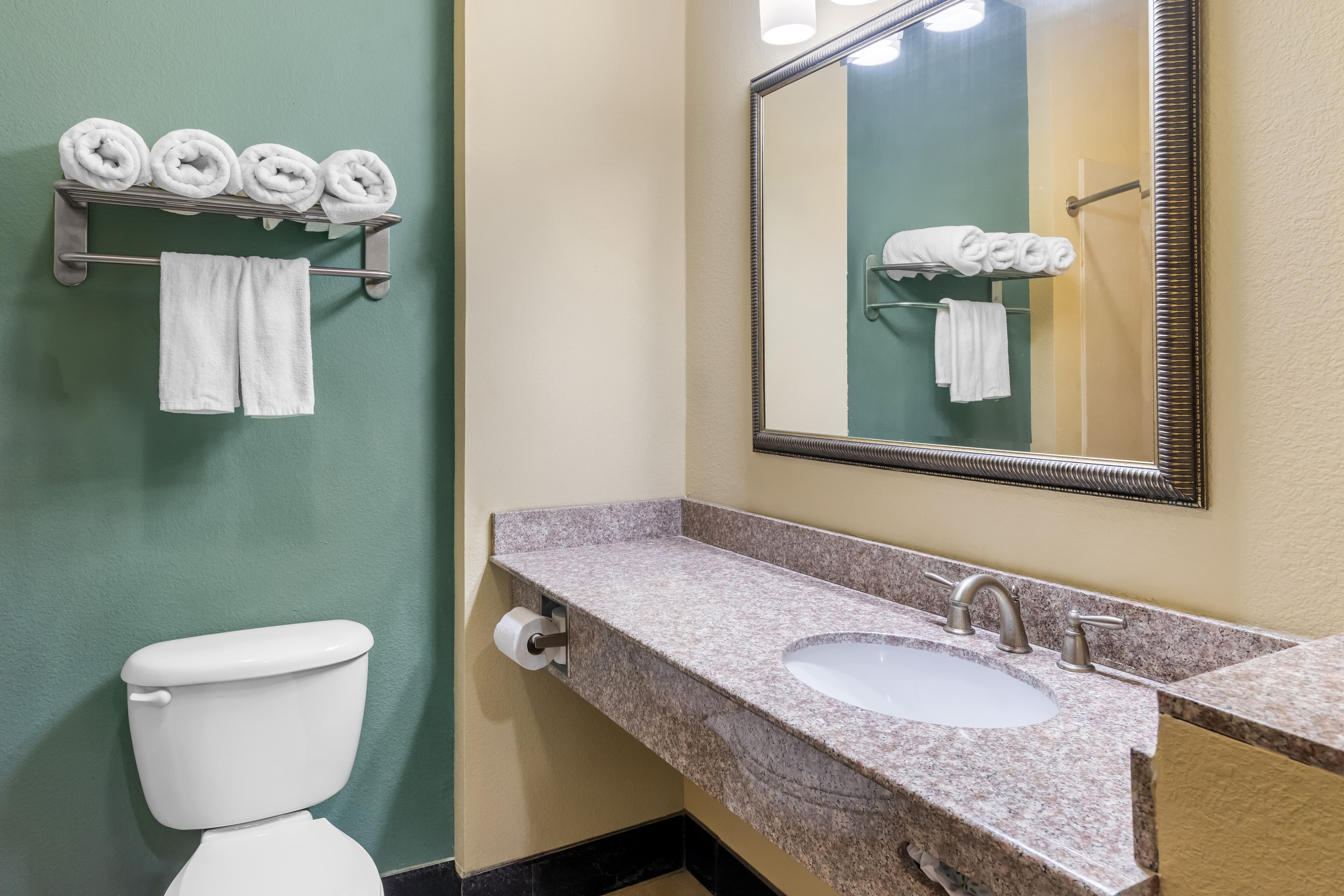 Quality Inn & Suites - Marlin — 12