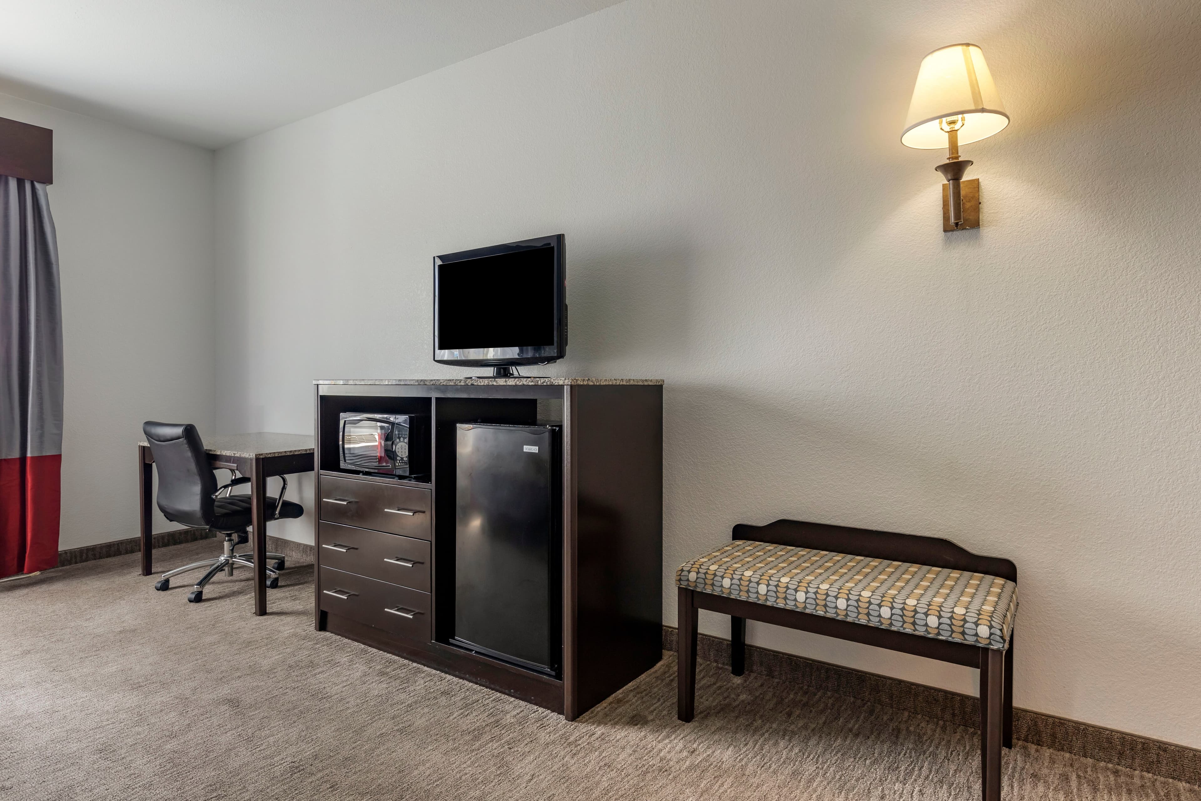 Comfort Inn & Suites Gatesville — 11