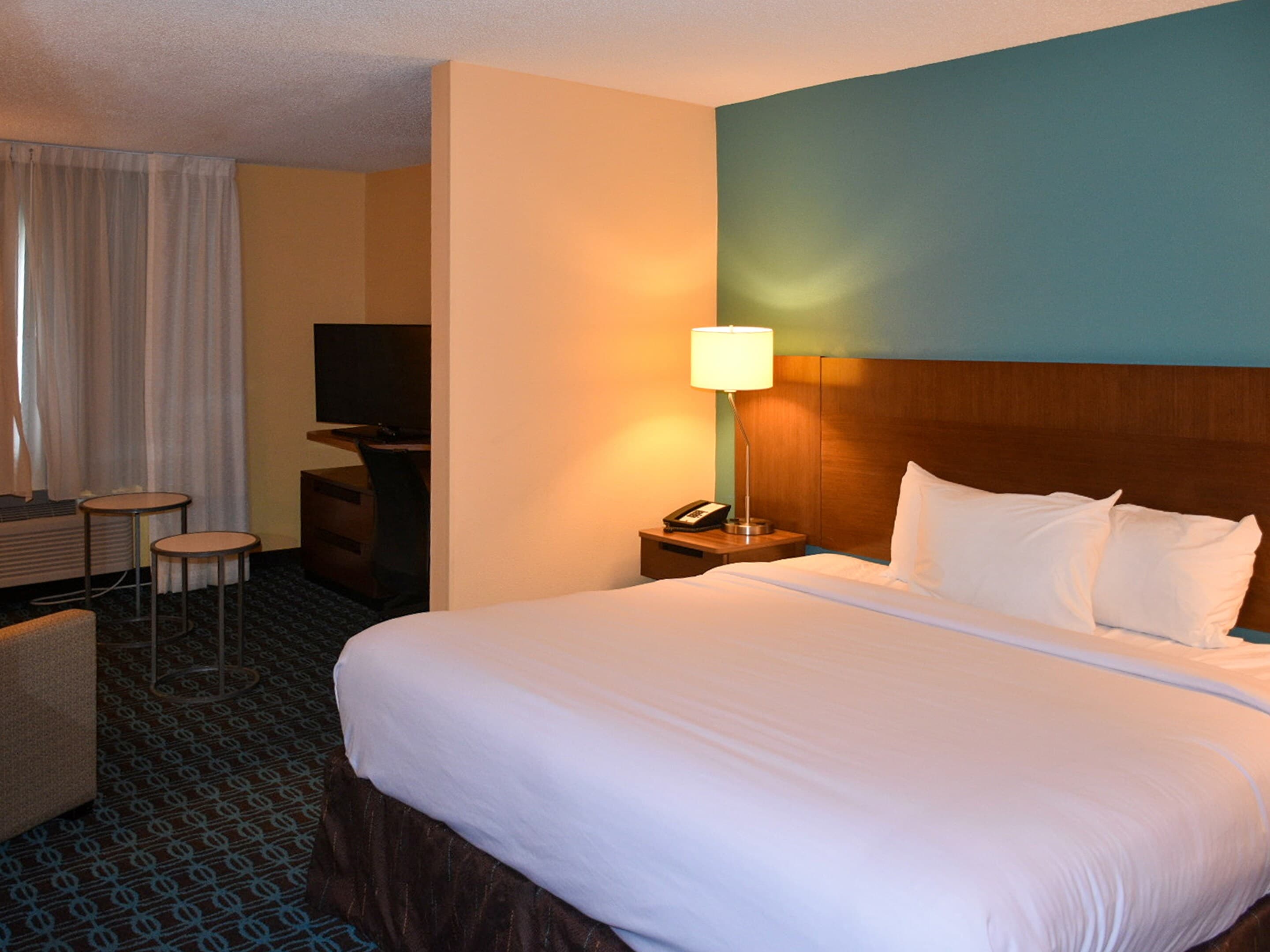 Comfort Inn & Suites Texas City I-45 — 12