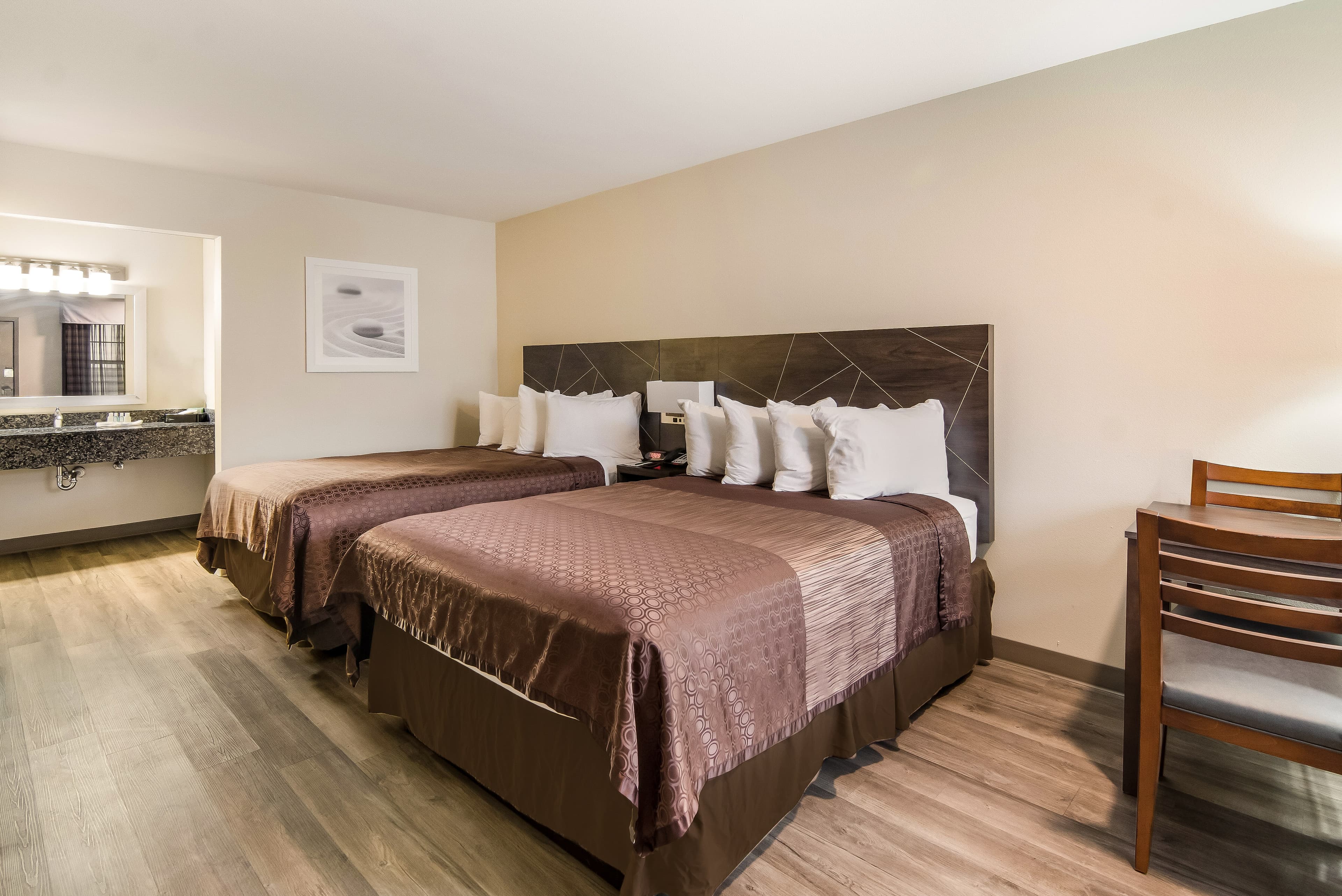 Quality Inn & Suites Dallas-Cityplace — 23