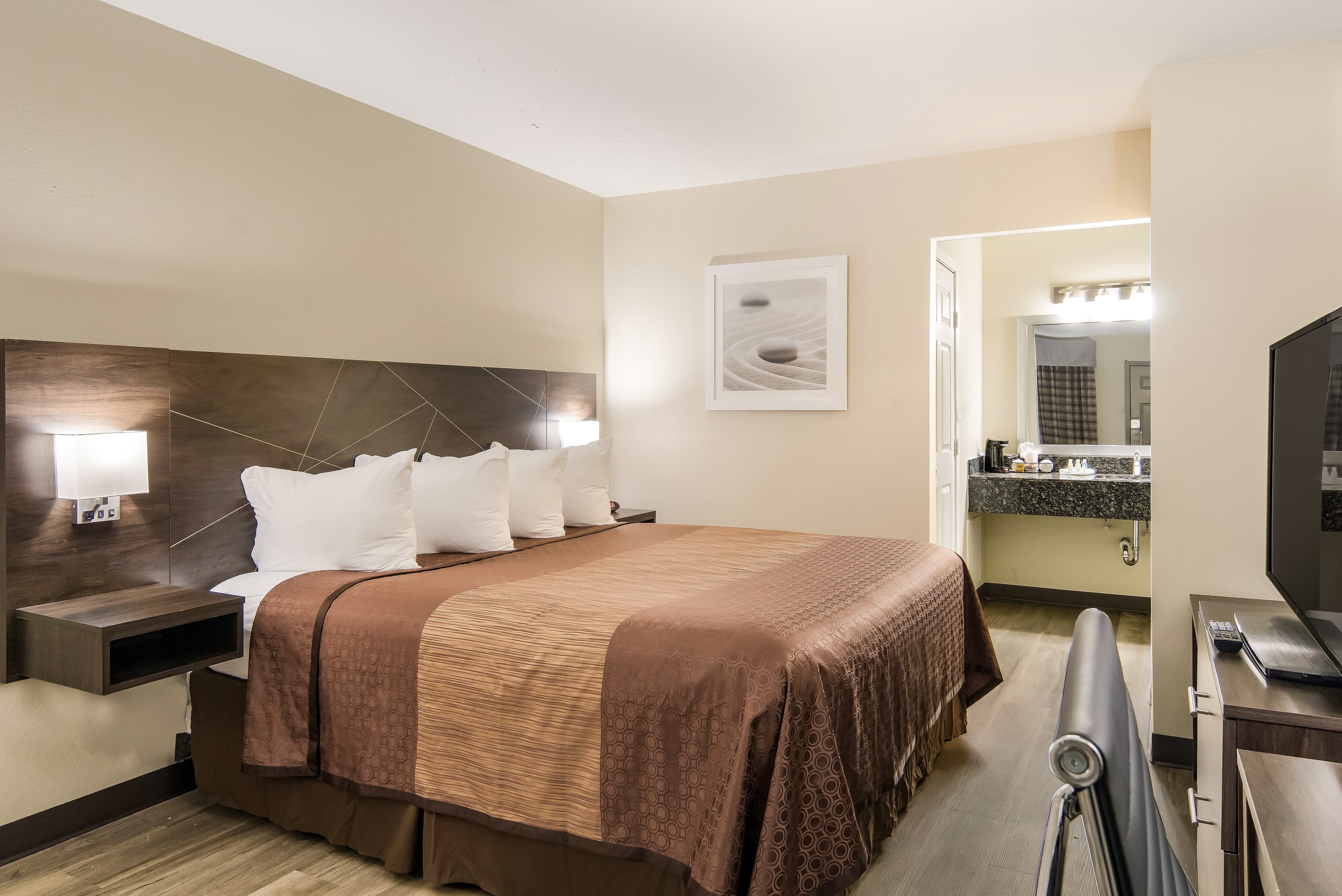 Quality Inn & Suites Dallas-Cityplace — 30