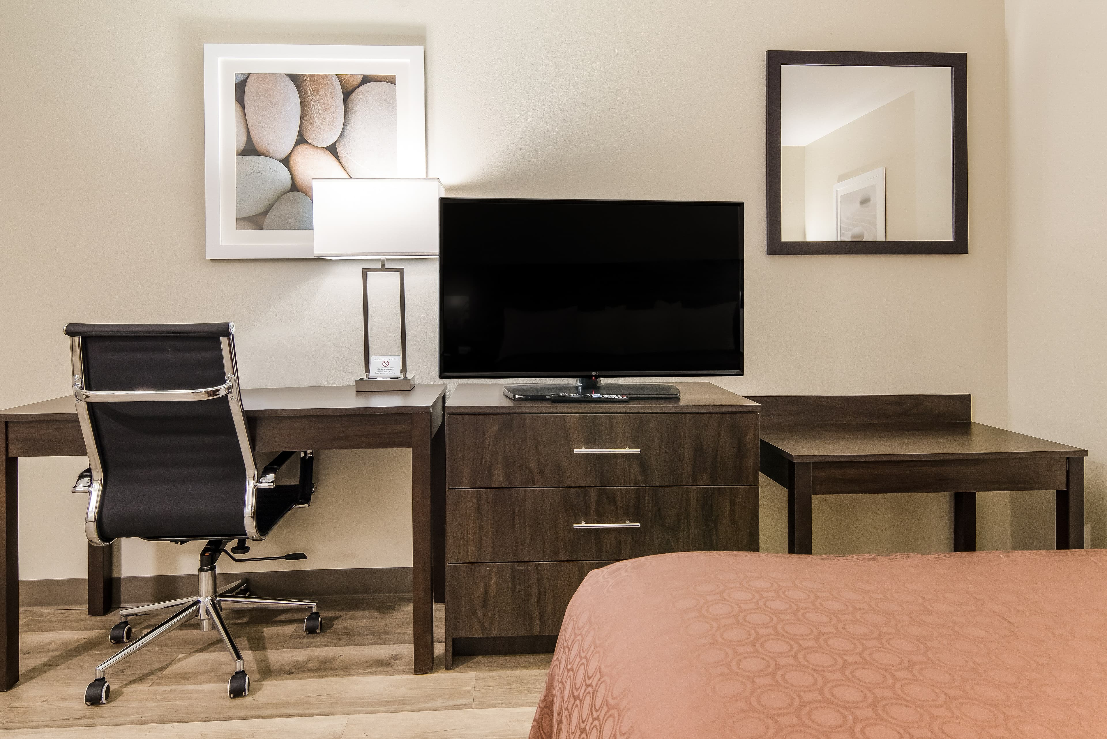 Quality Inn & Suites Dallas-Cityplace — 20