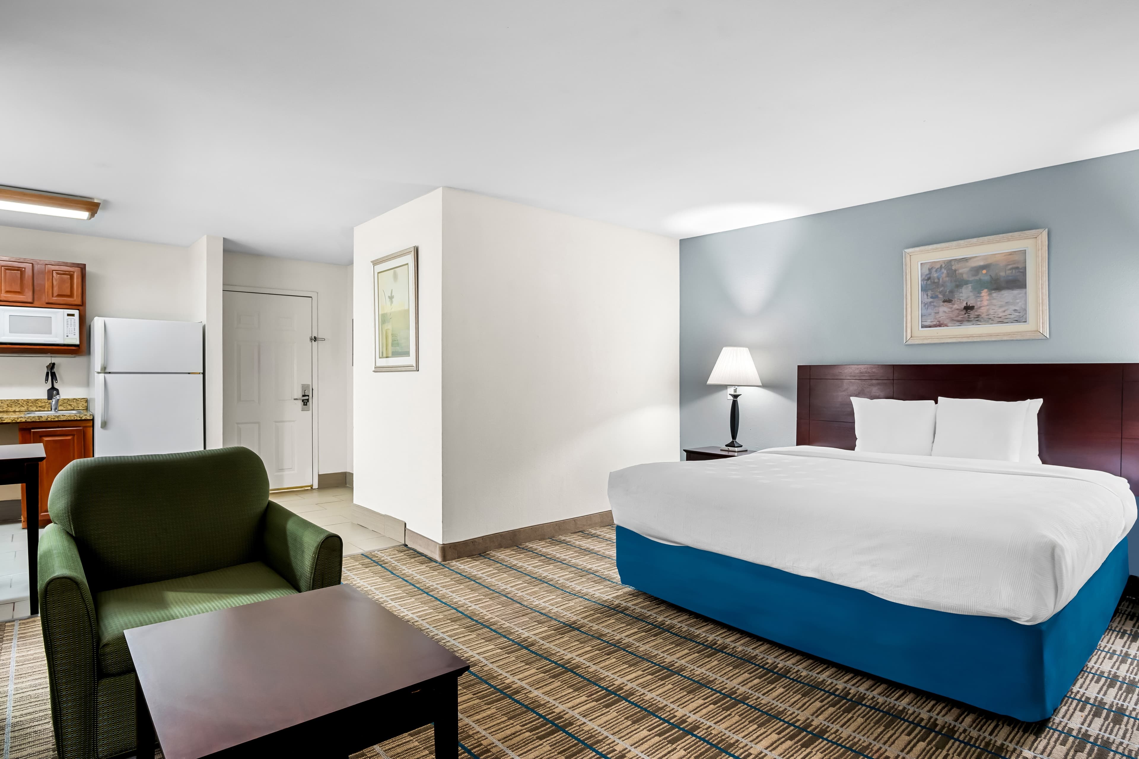 MainStay Suites Addison-Dallas - Image 3