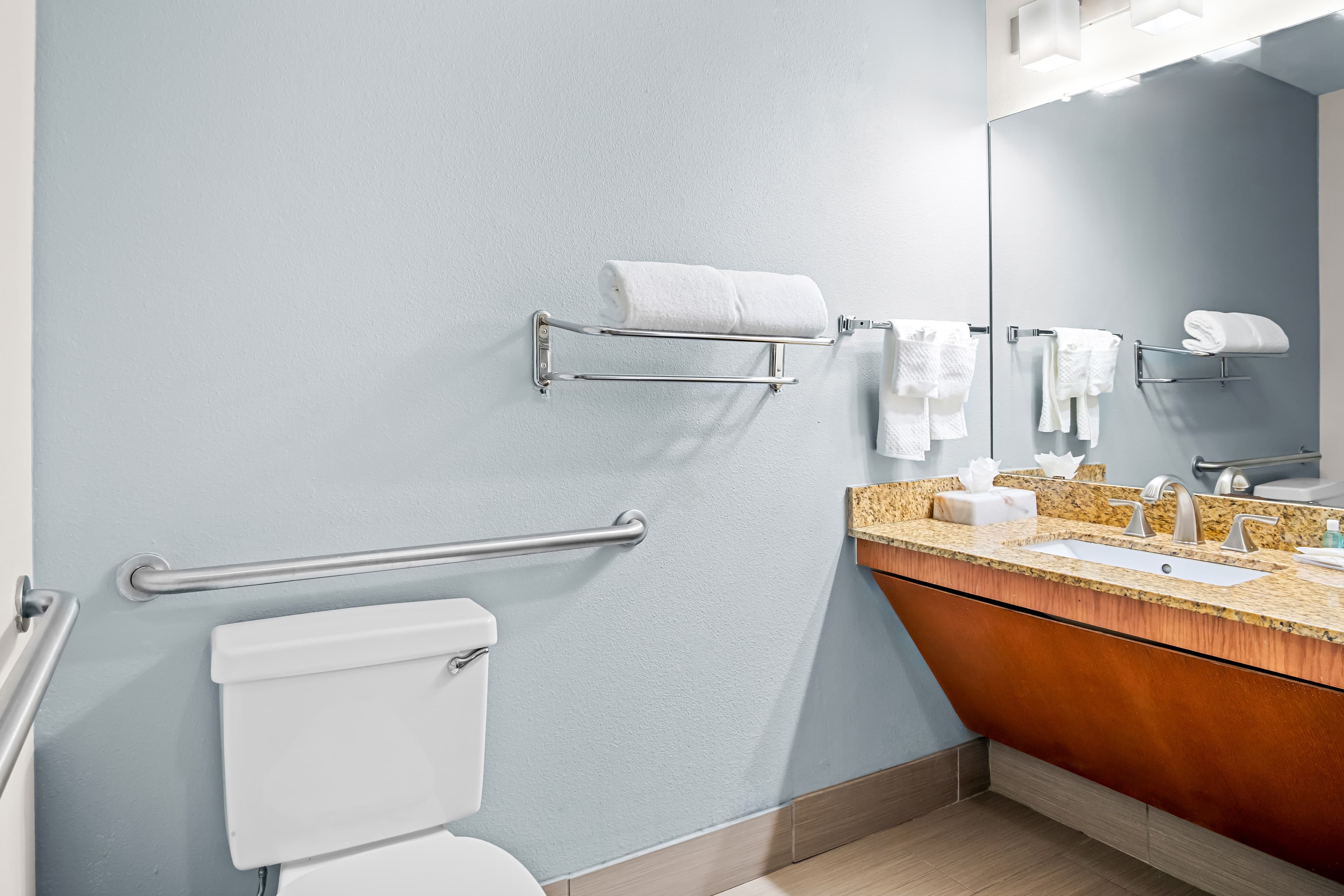 MainStay Suites Addison-Dallas — 6