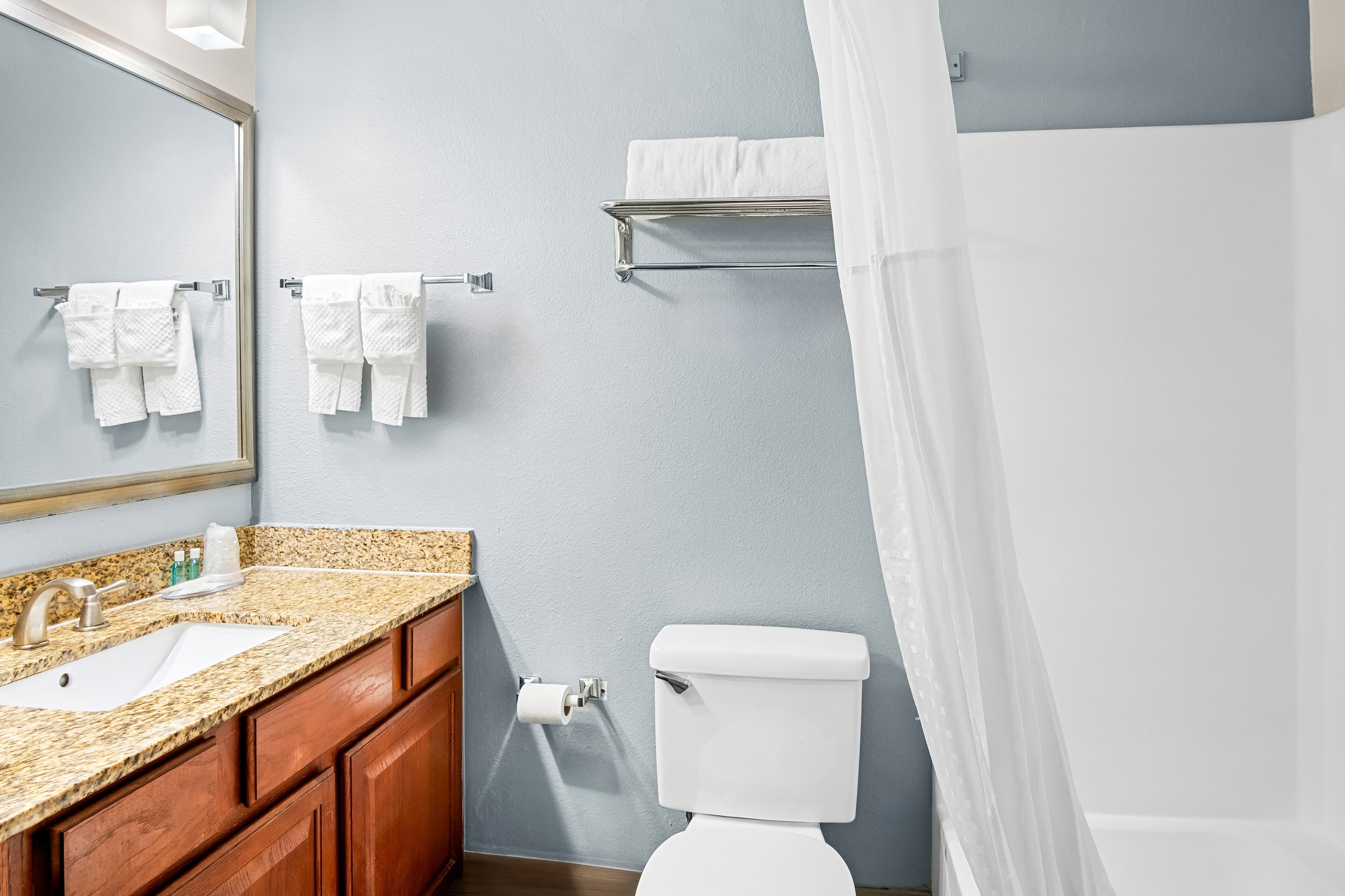 MainStay Suites Addison-Dallas — 16