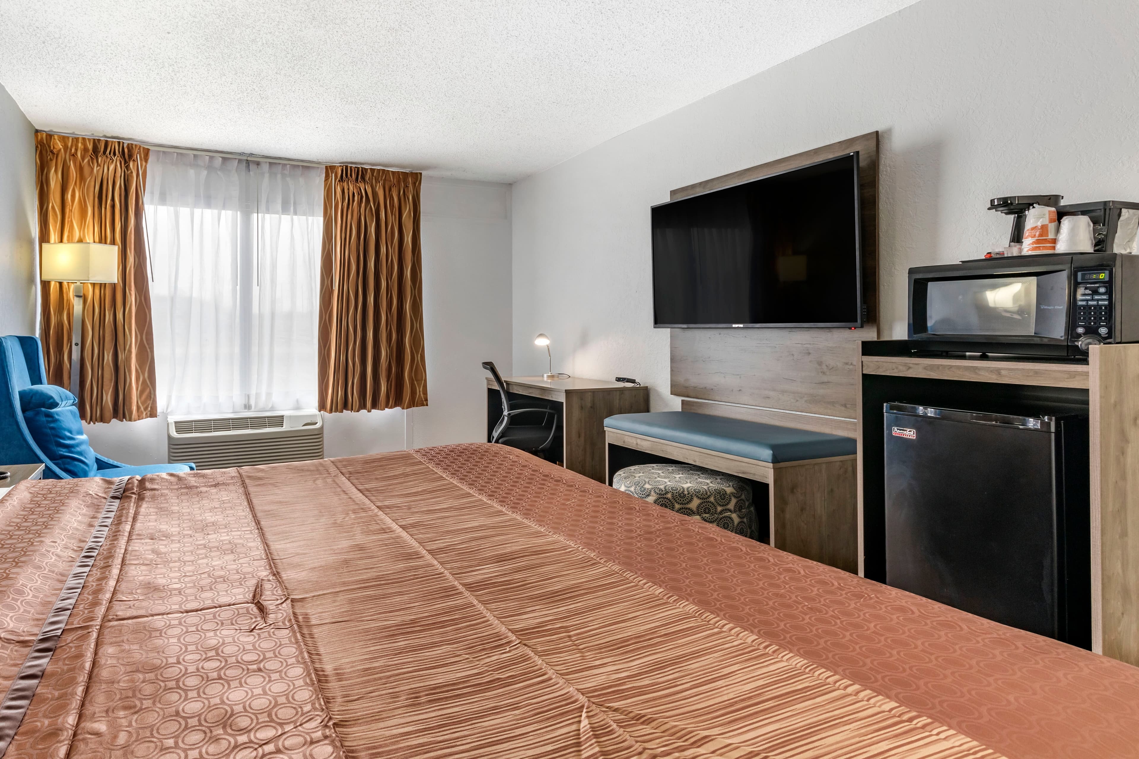 Quality Inn & Suites Sulphur Springs — 14