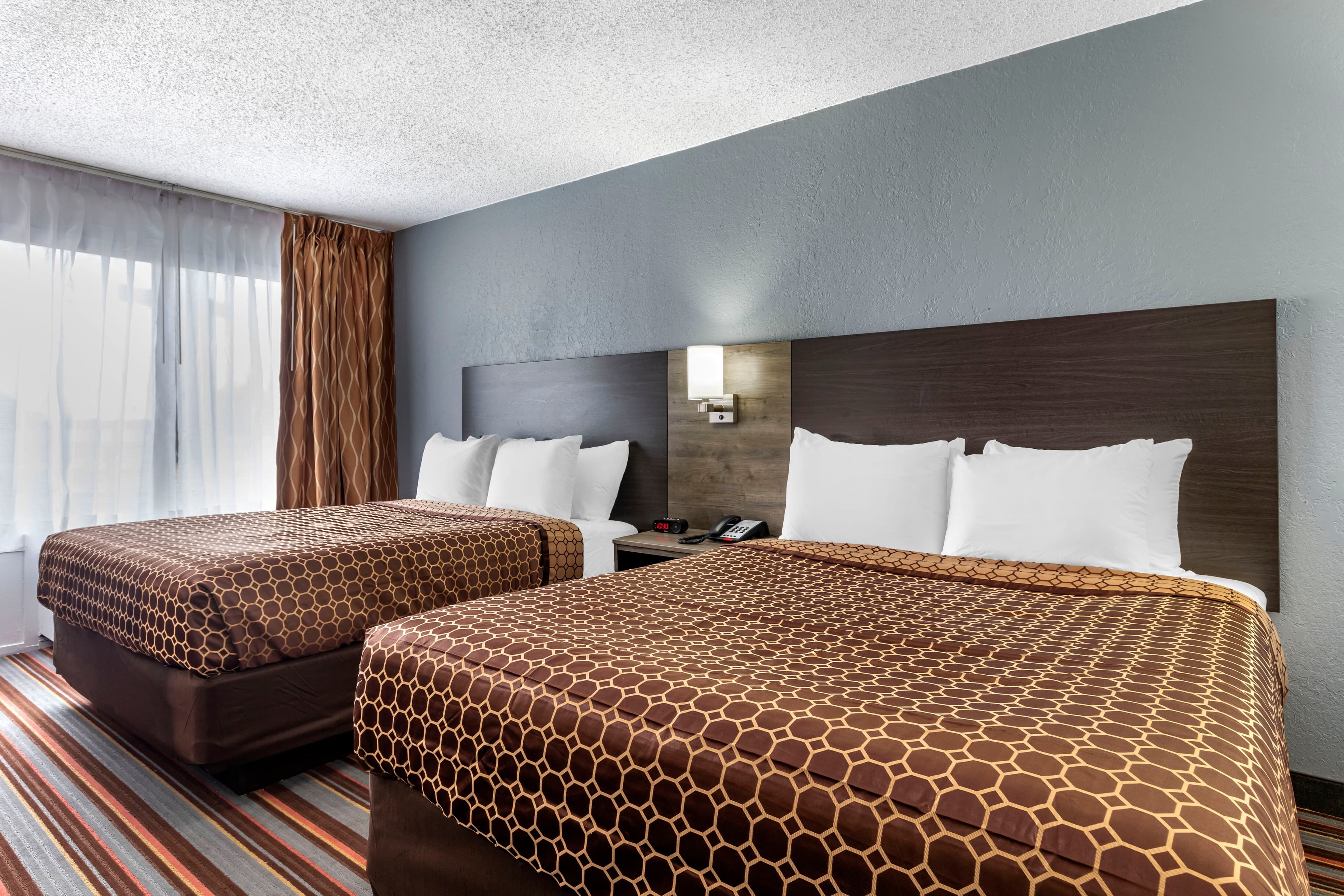 Quality Inn & Suites Sulphur Springs — 6