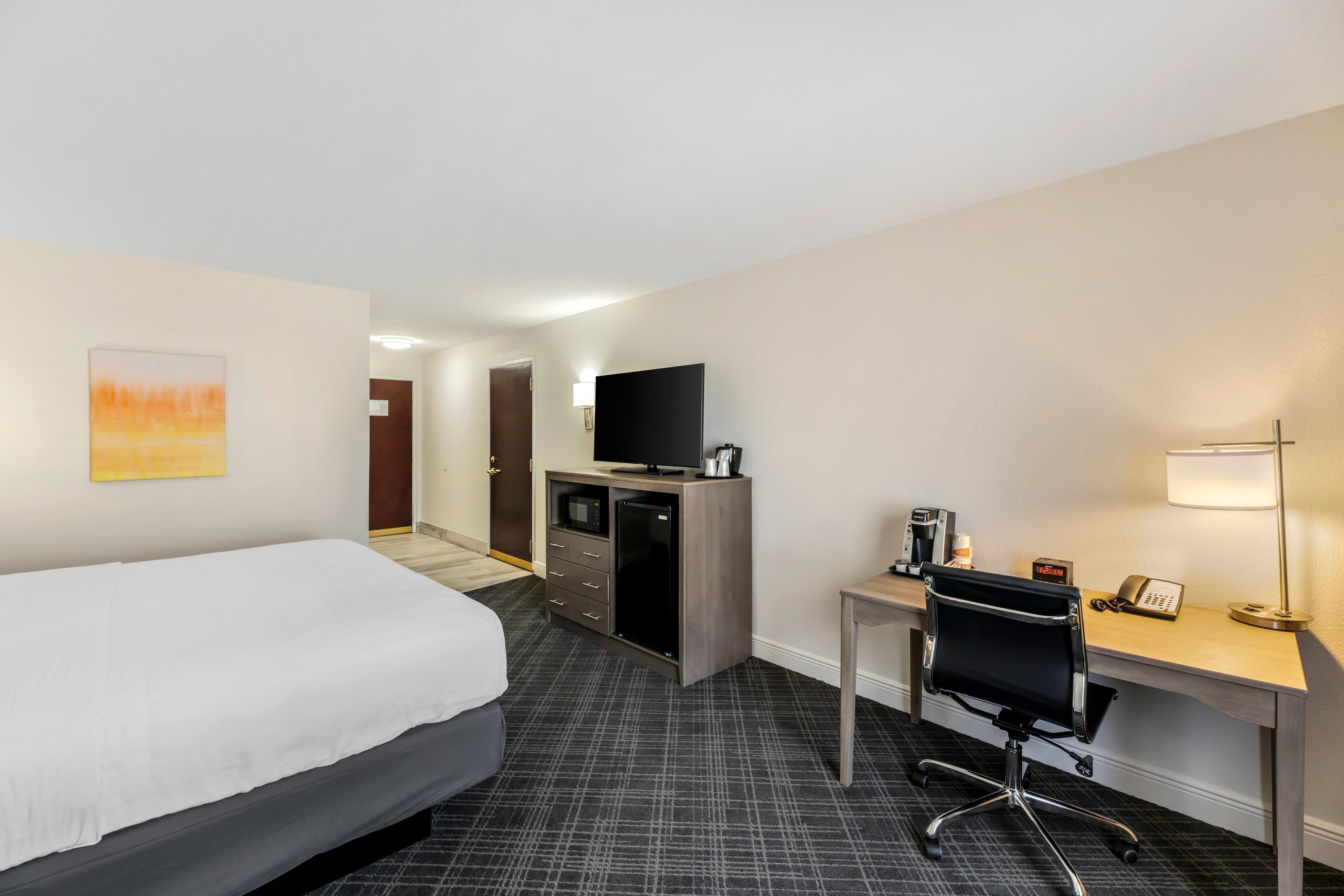 Comfort Inn & Suites Andrews - Image 3
