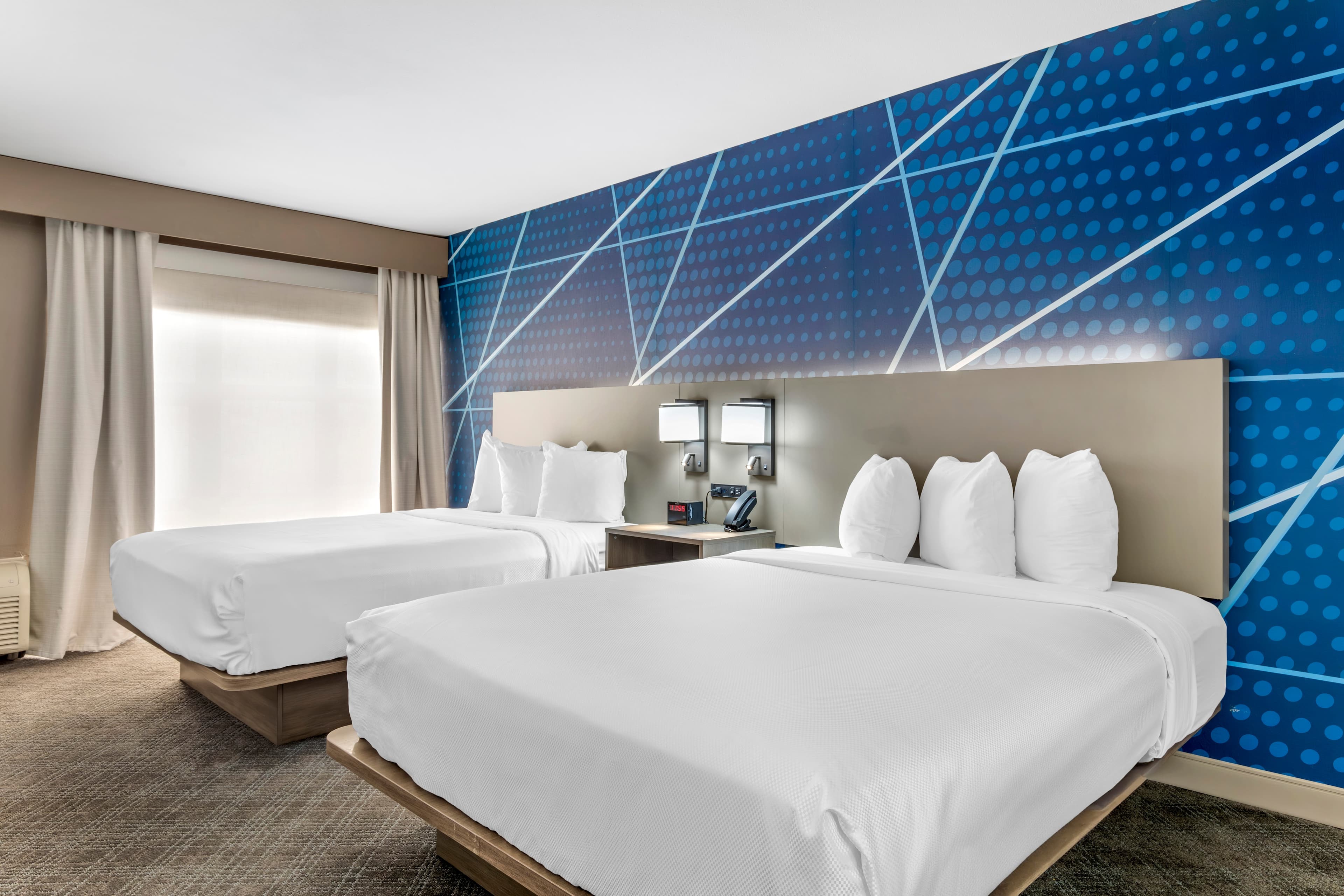 Comfort Inn & Suites Irving Las Colinas DFW — 10