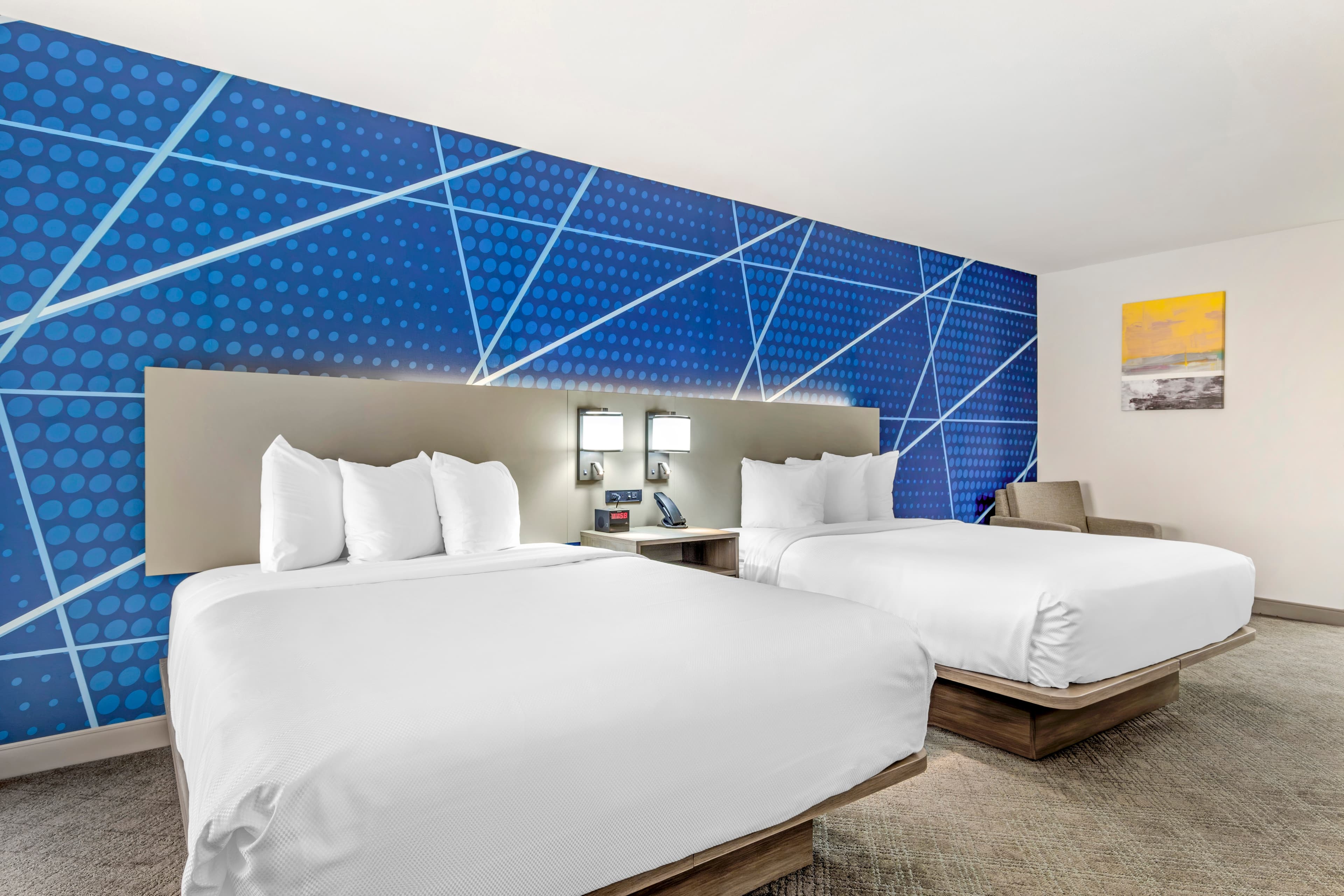 Comfort Inn & Suites Irving Las Colinas DFW — 11