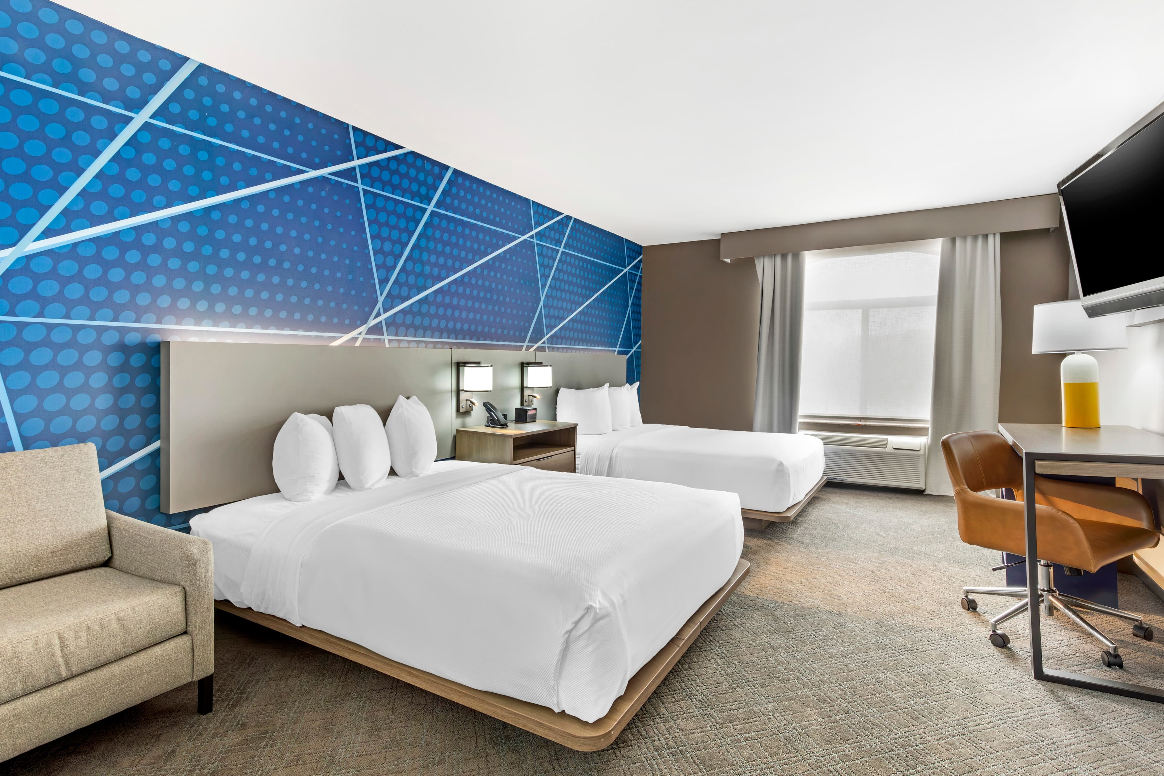 Comfort Inn & Suites Irving Las Colinas DFW — 14