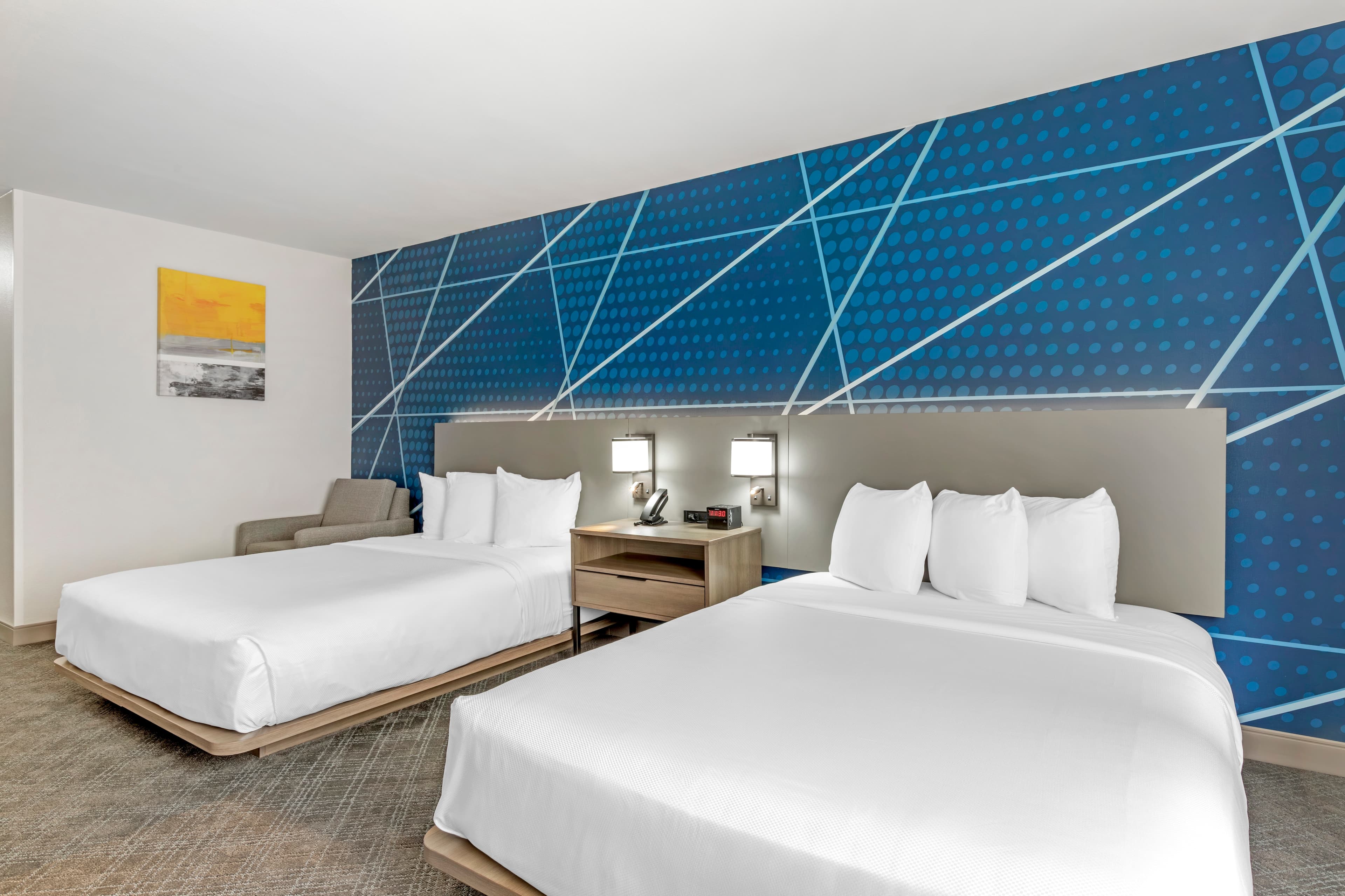 Comfort Inn & Suites Irving Las Colinas DFW — 15