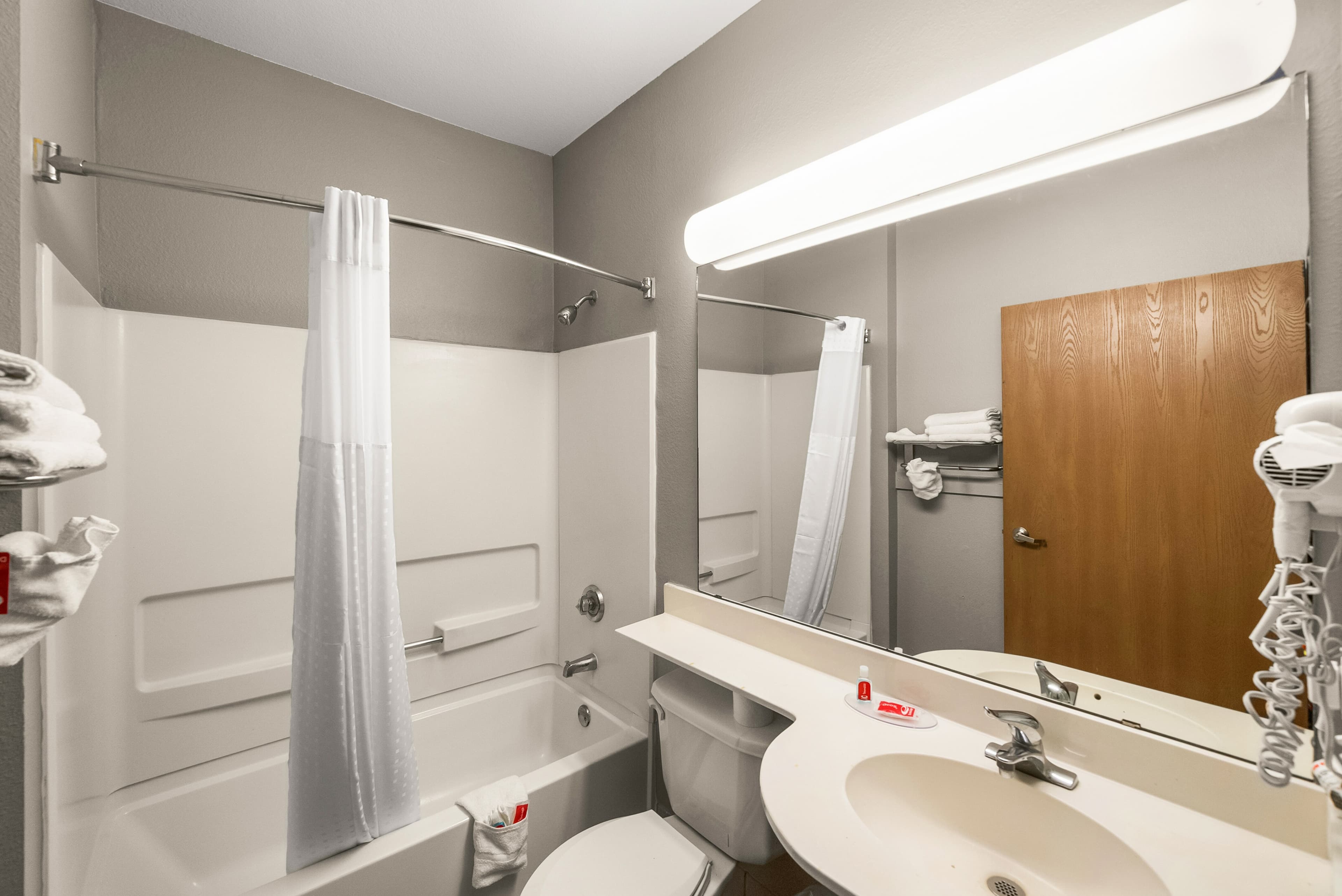 Econo Lodge Inn & Suites Mesquite - Dallas East — 22