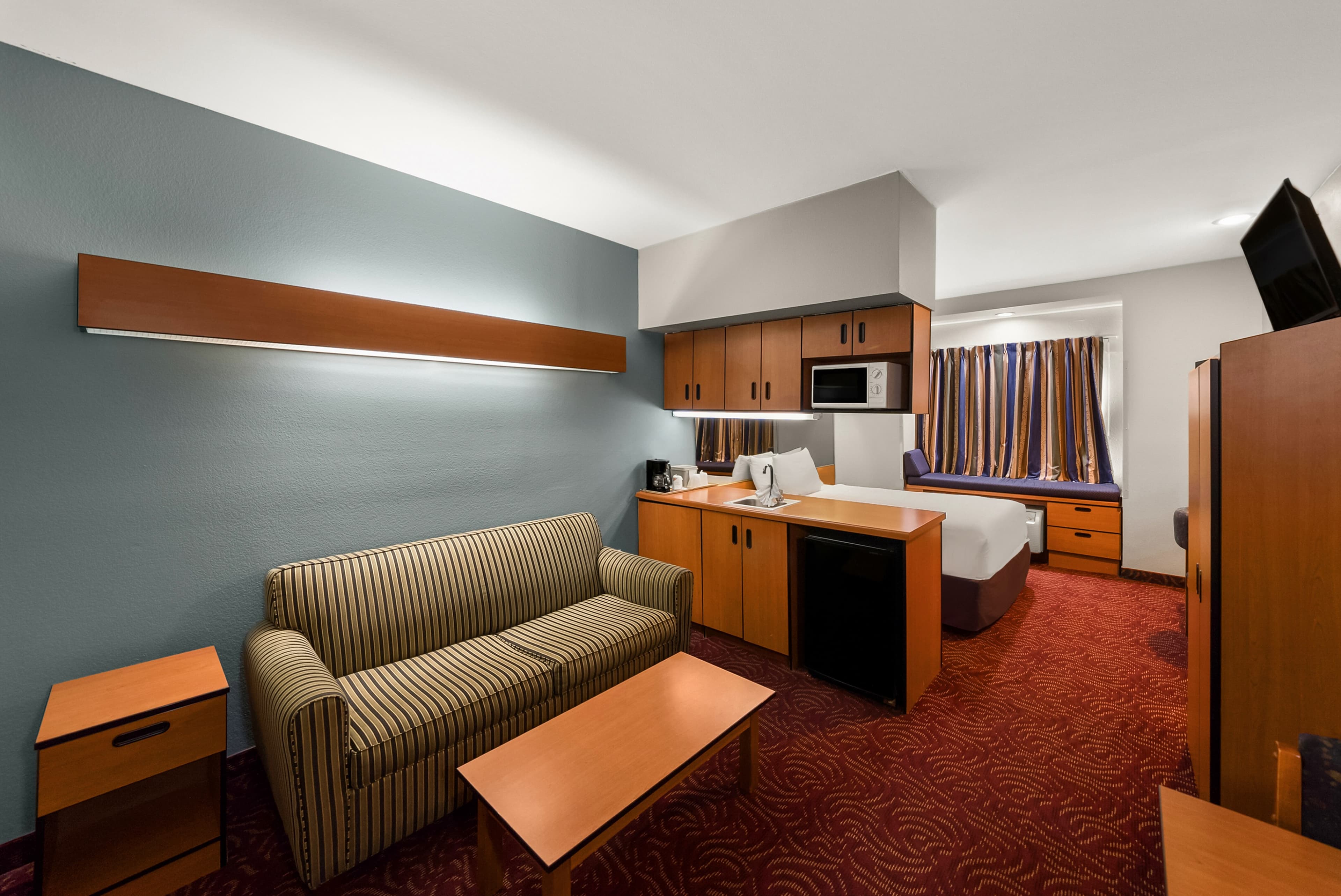 Econo Lodge Inn & Suites Mesquite - Dallas East — 23