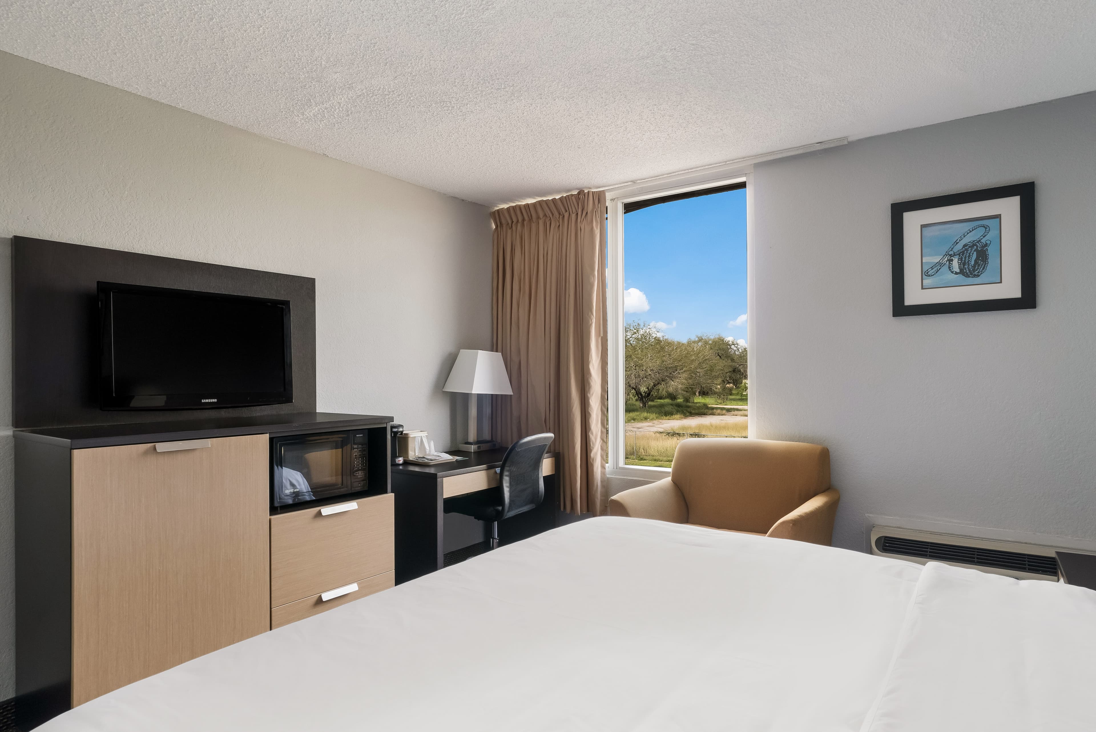 Quality Inn Alice - Image 3