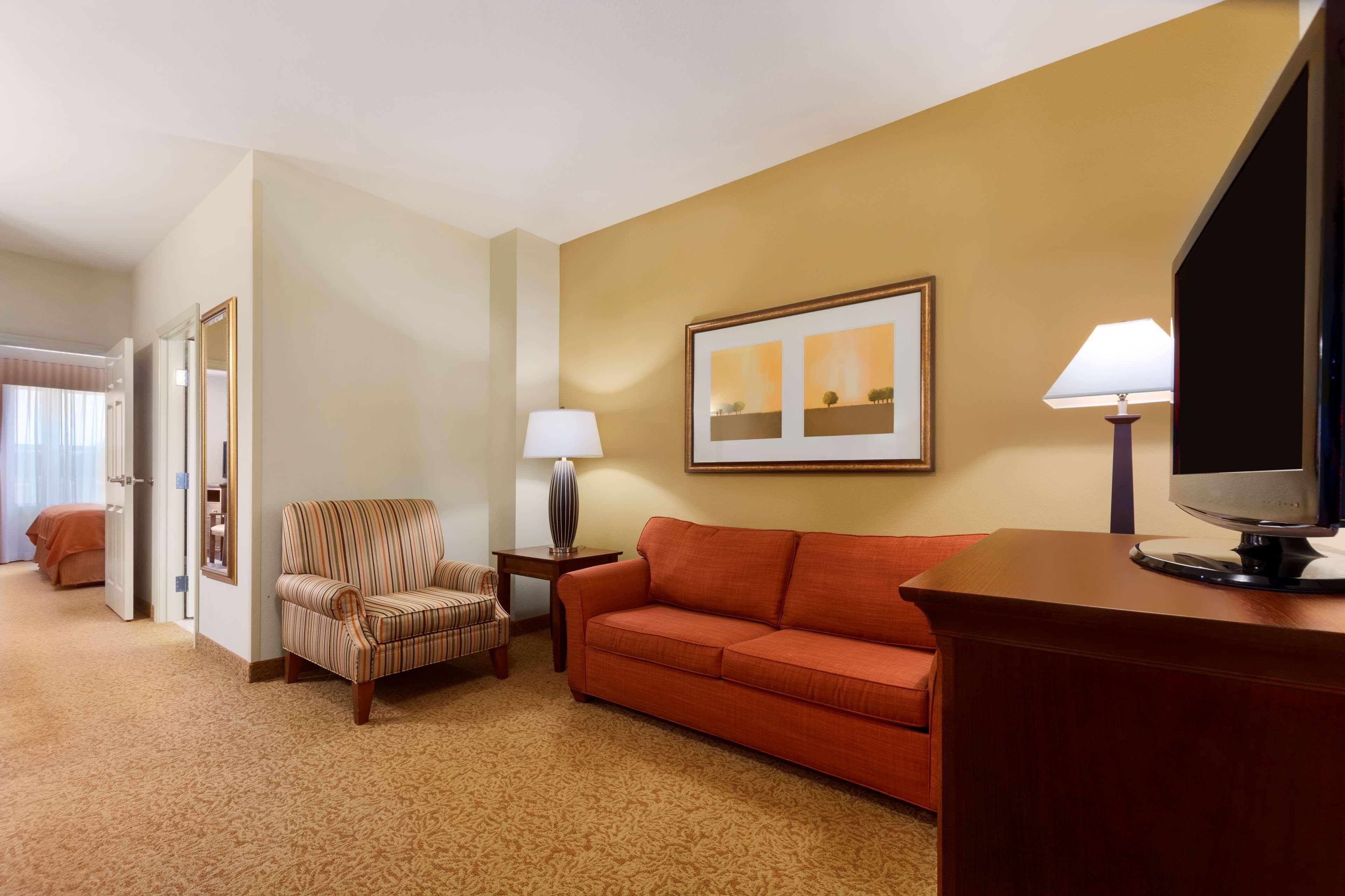 Country Inn & Suites by Radisson, Texarkana, TX - Image 5