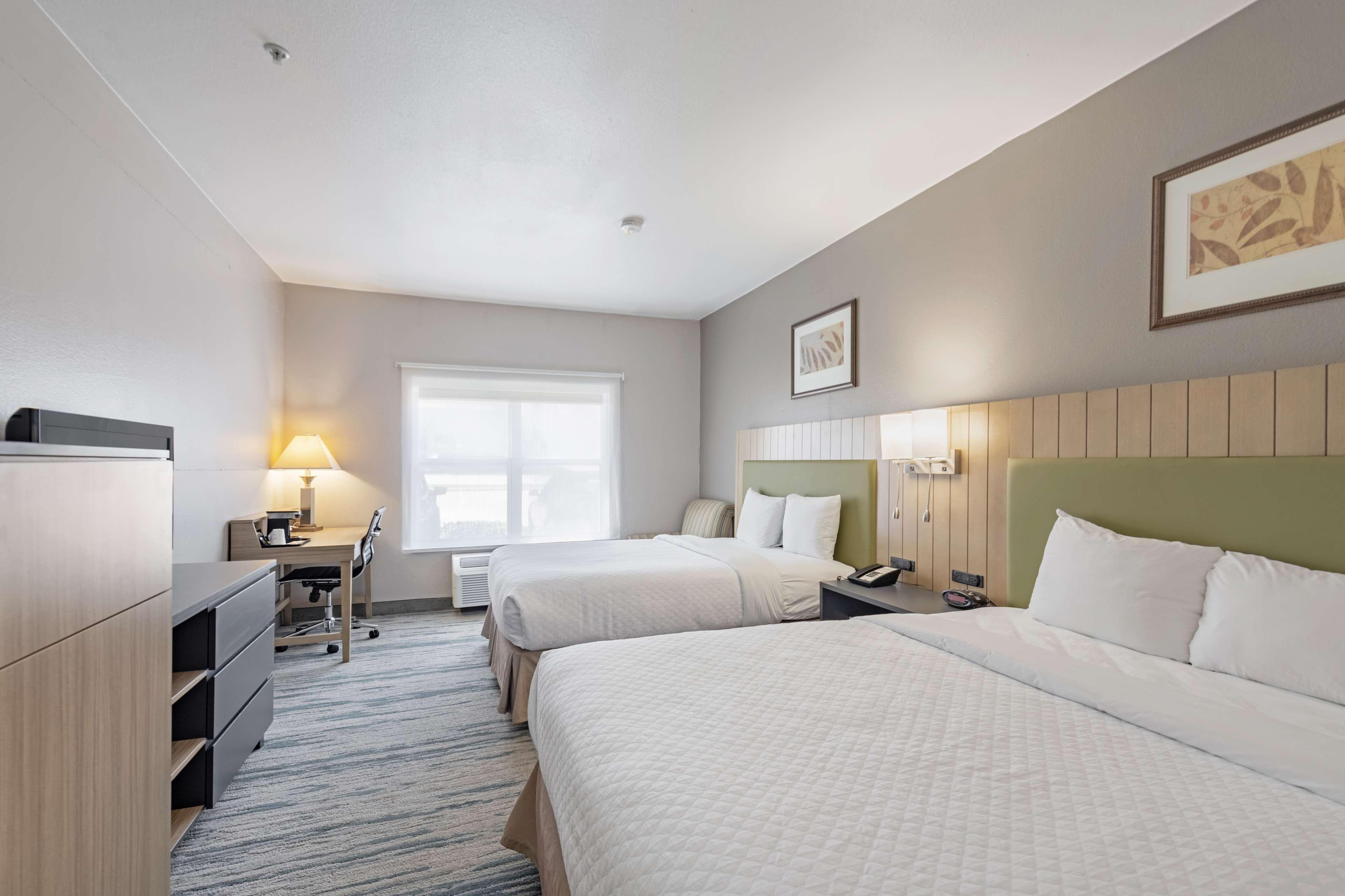 Country Inn & Suites by Radisson, Lewisville, TX — 6