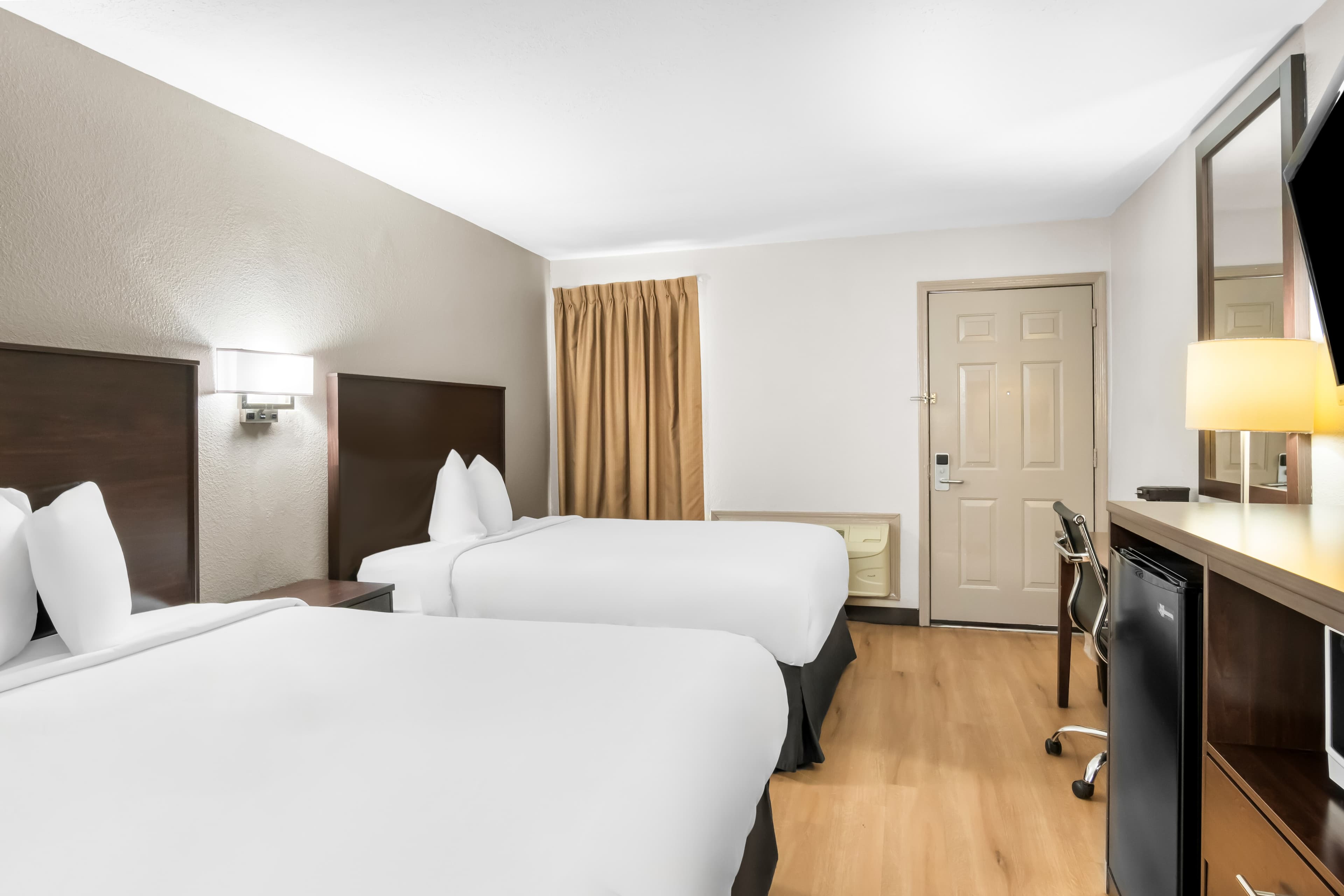 Rodeway Inn Waco Downtown near University — 13