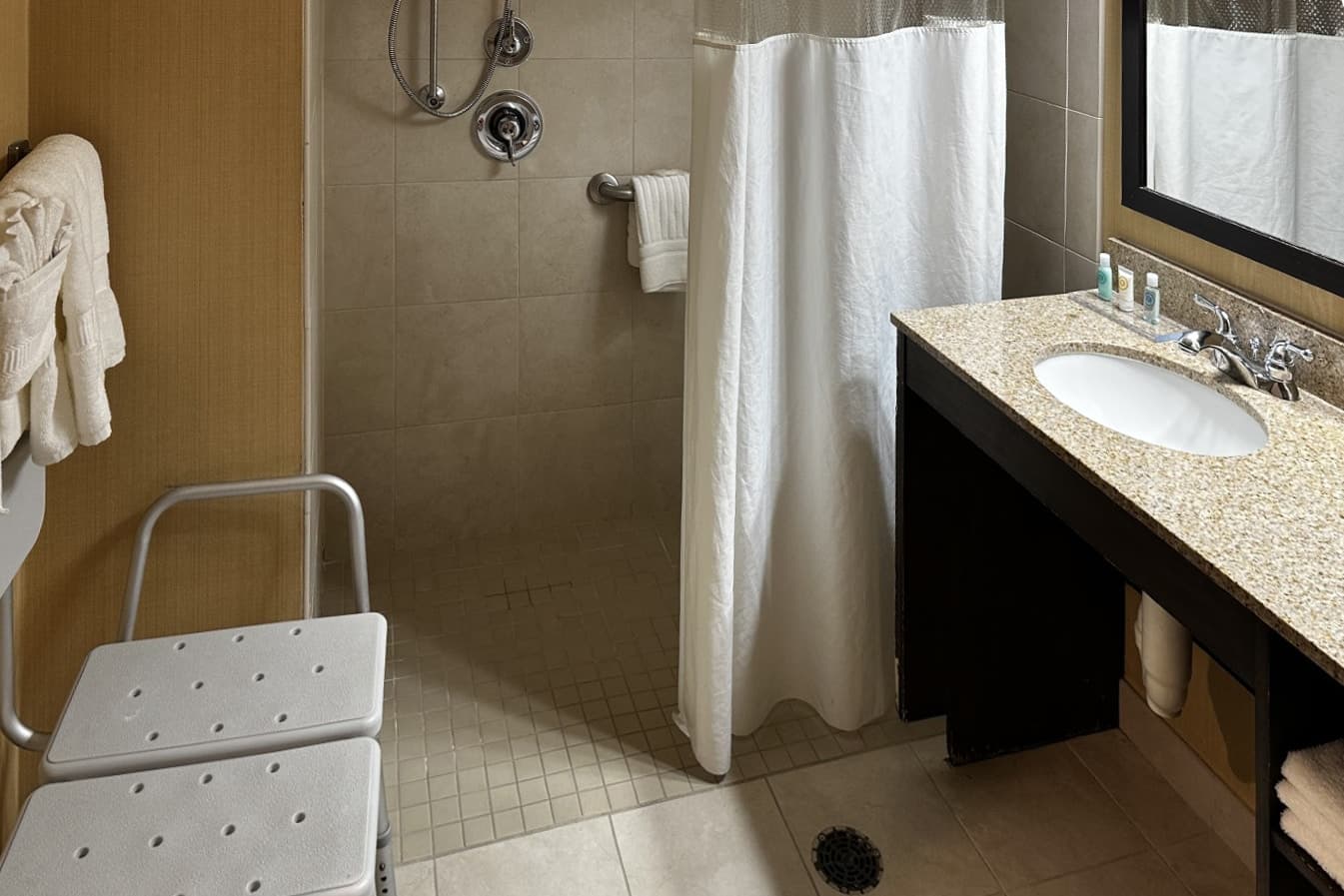 Comfort Inn & Suites Frisco East - McKinney — 5