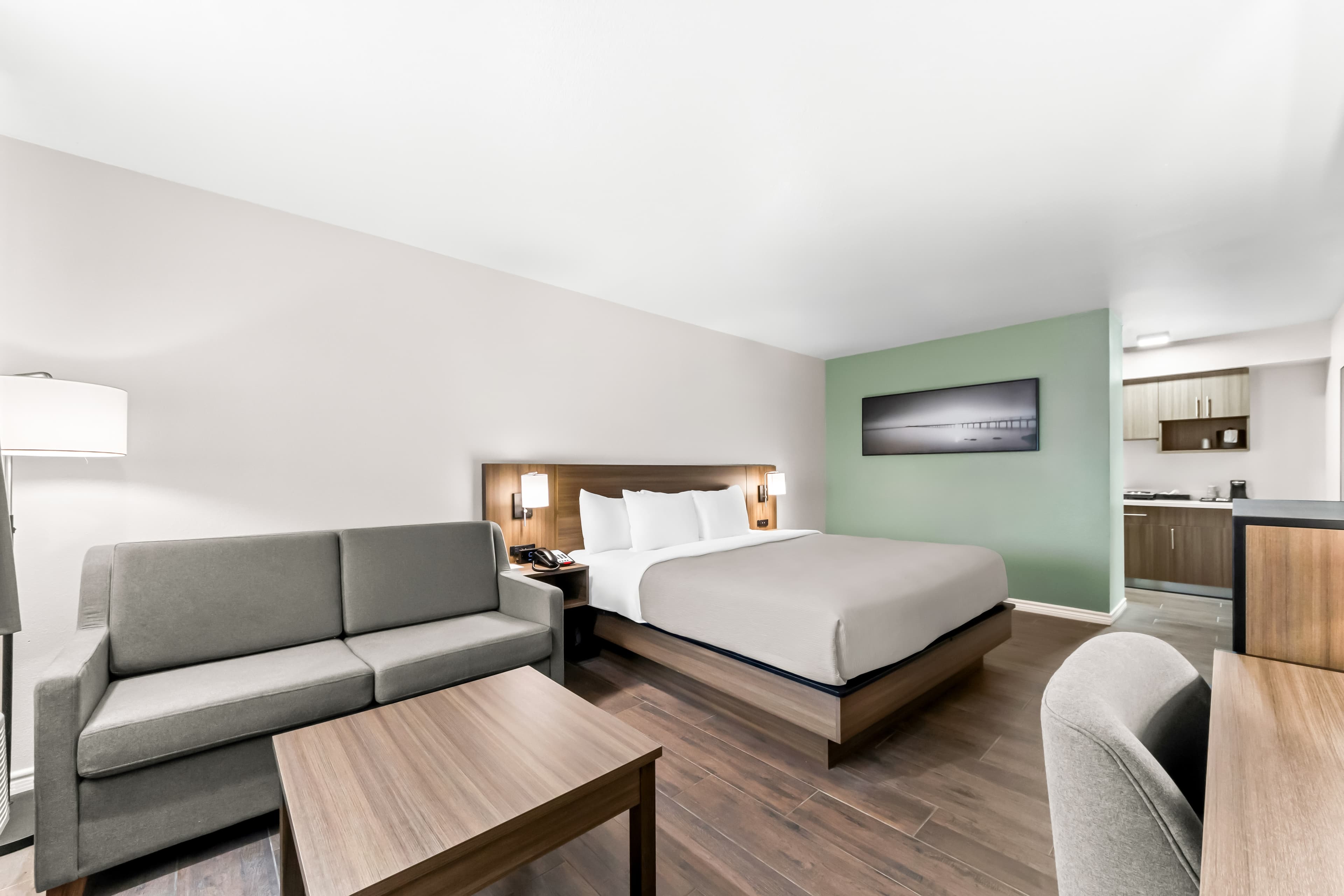 Quality Inn & Suites Port Lavaca near Lighthouse Beach — 18