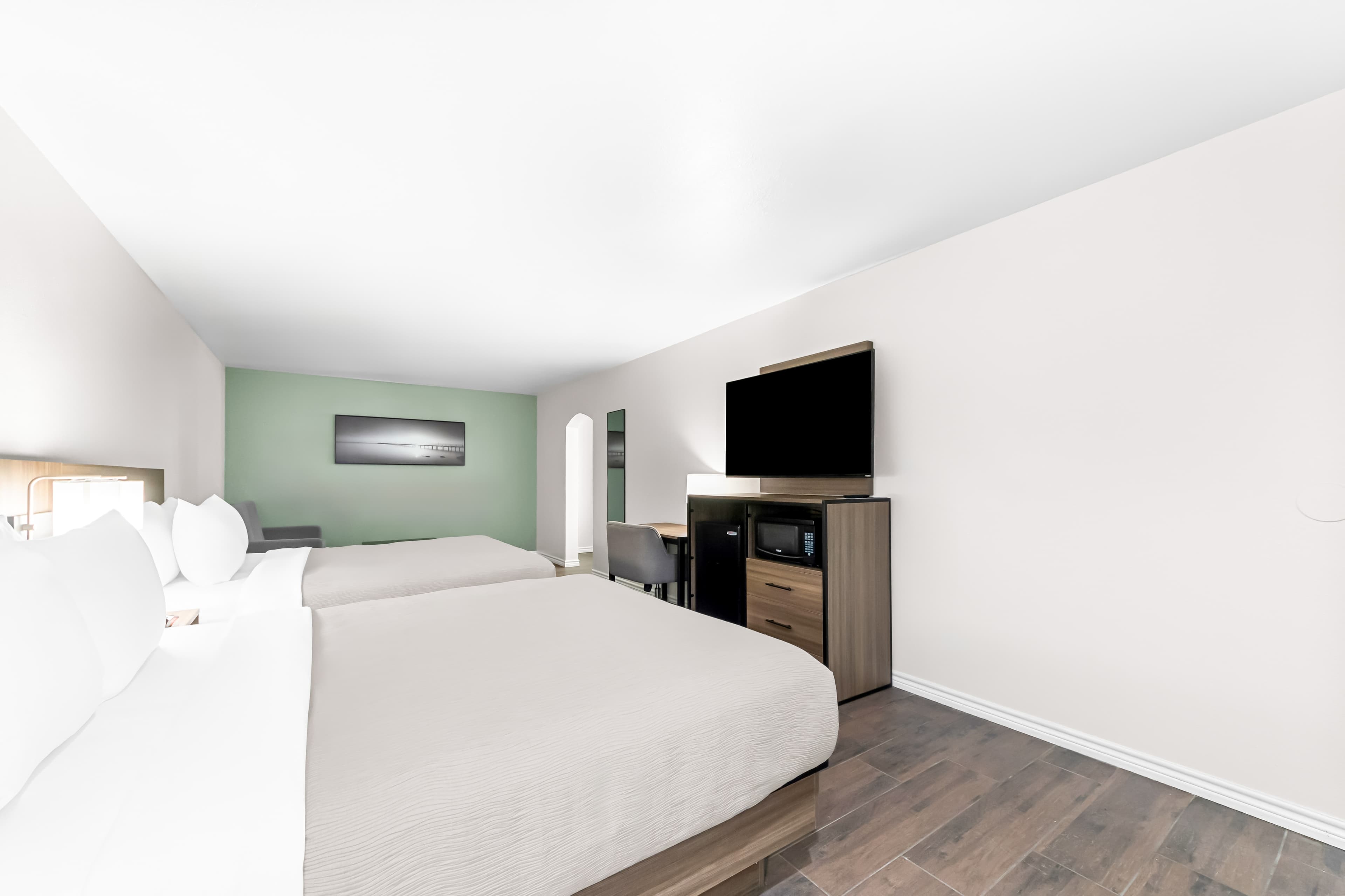 Quality Inn & Suites Port Lavaca near Lighthouse Beach — 48