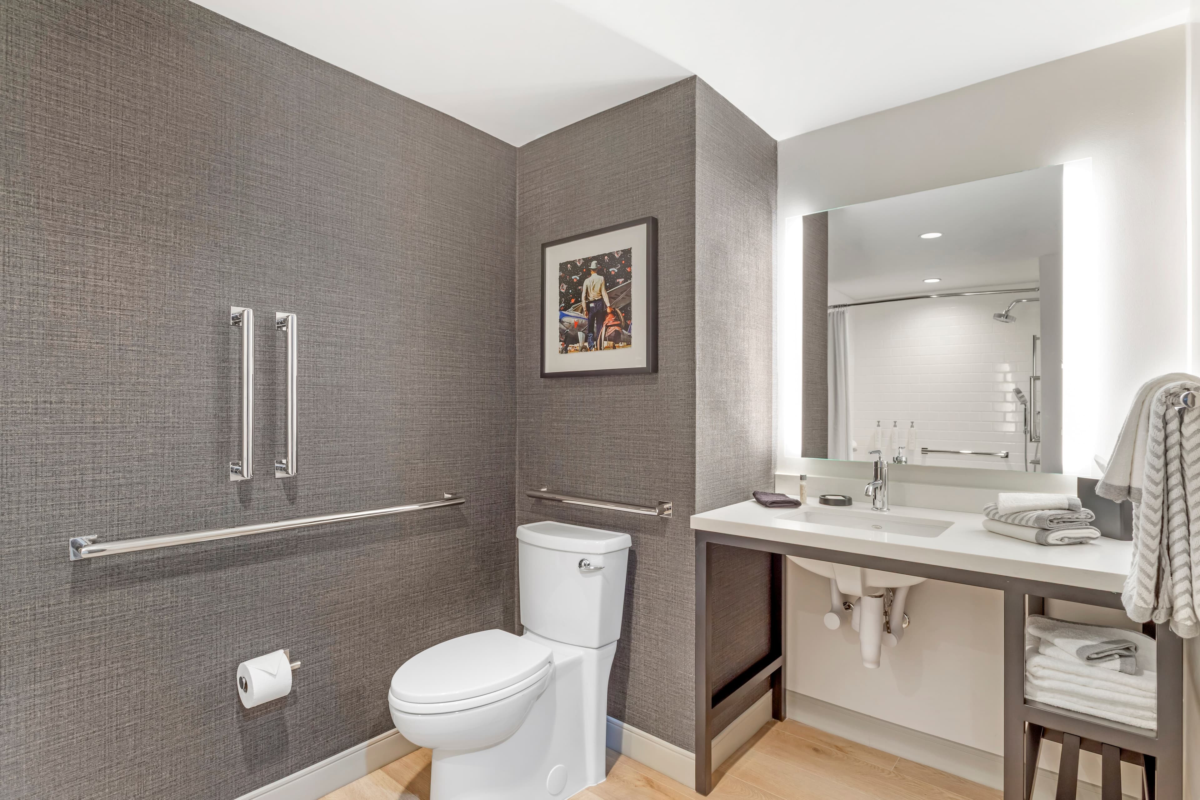 Cambria Hotel Fort Worth - Medical Center — 9