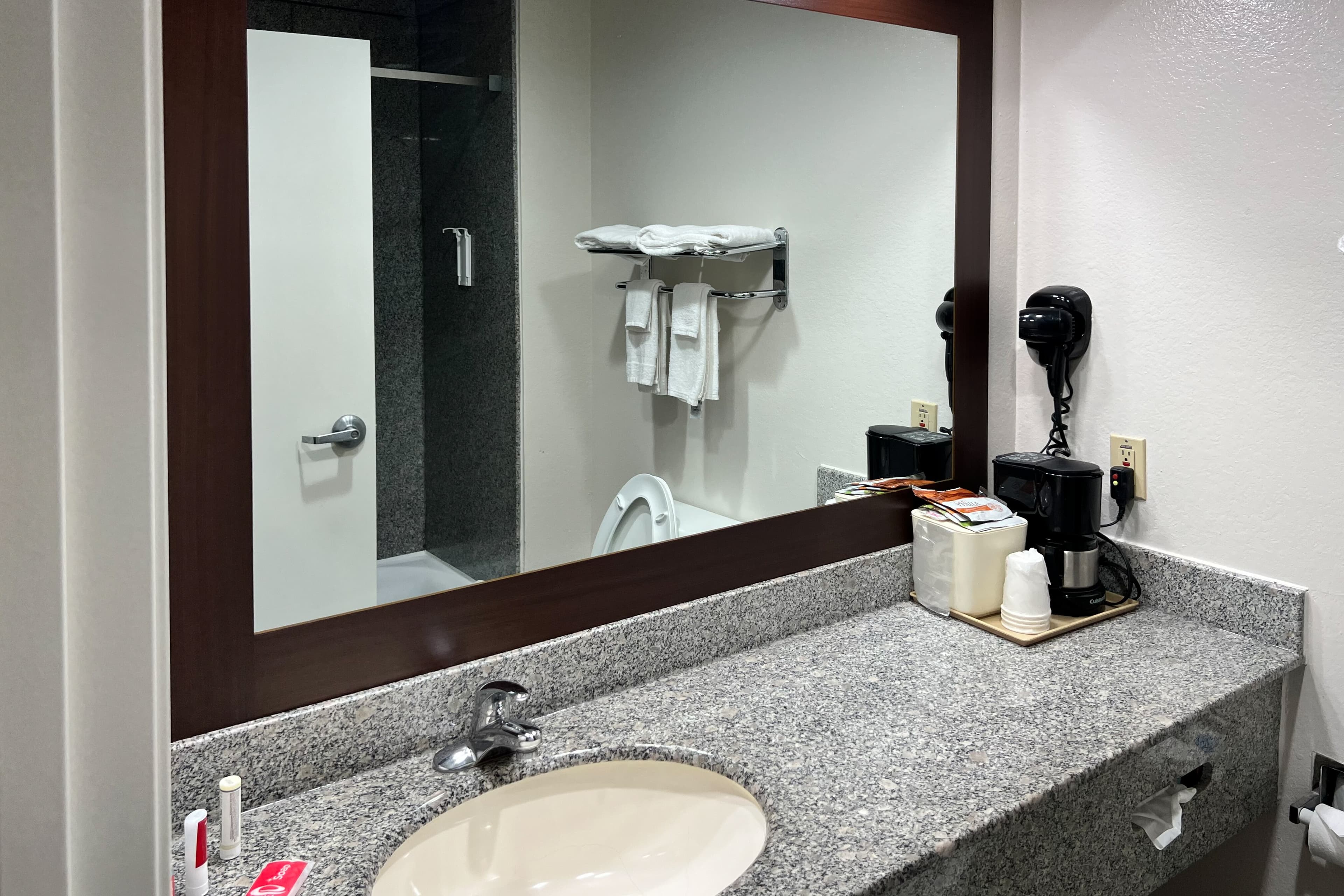 Econo Lodge Beaumont I-10 South — 10