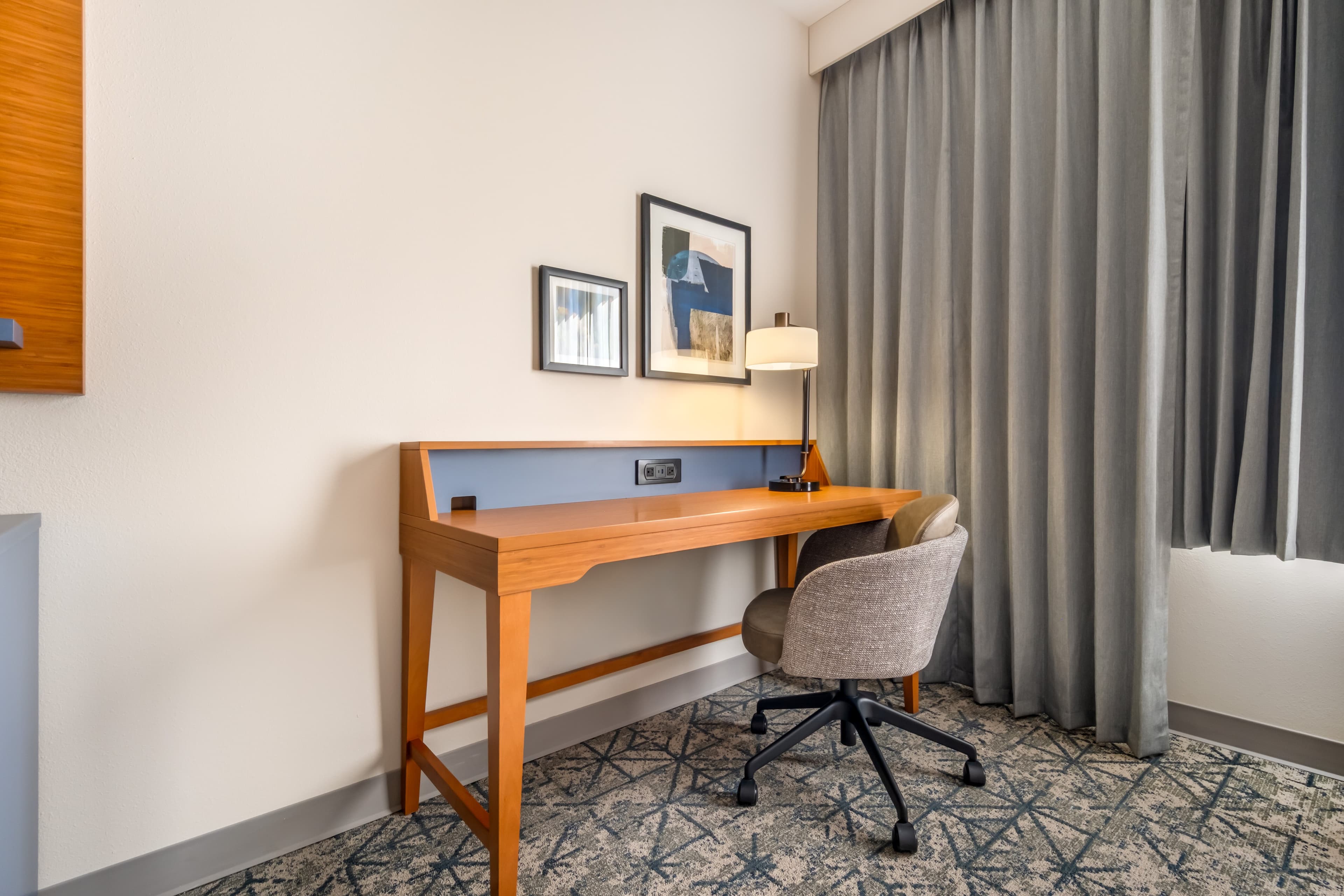 Country Inn & Suites by Radisson, Amarillo Central - Image 3
