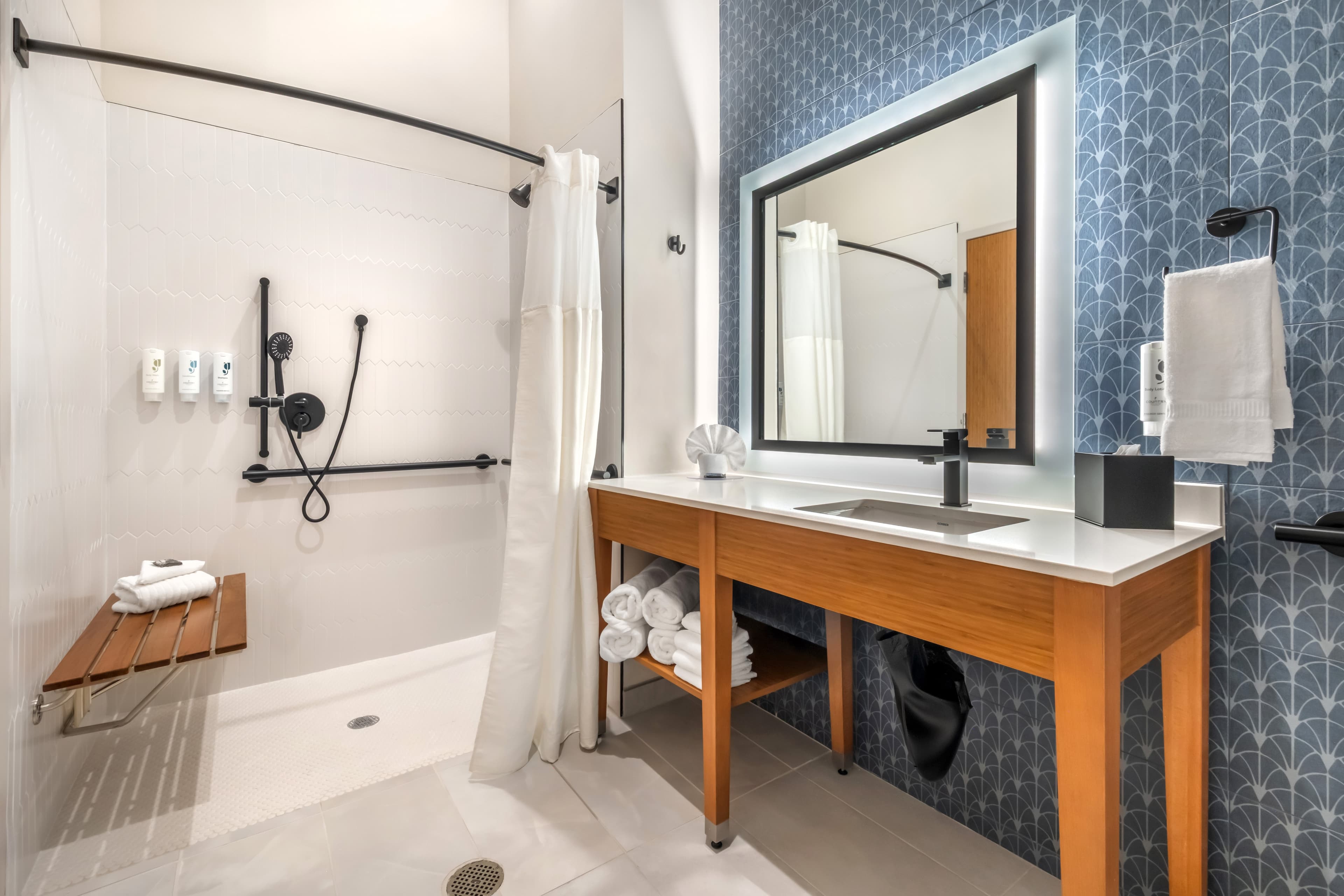 Country Inn & Suites by Radisson, Amarillo Central — 13