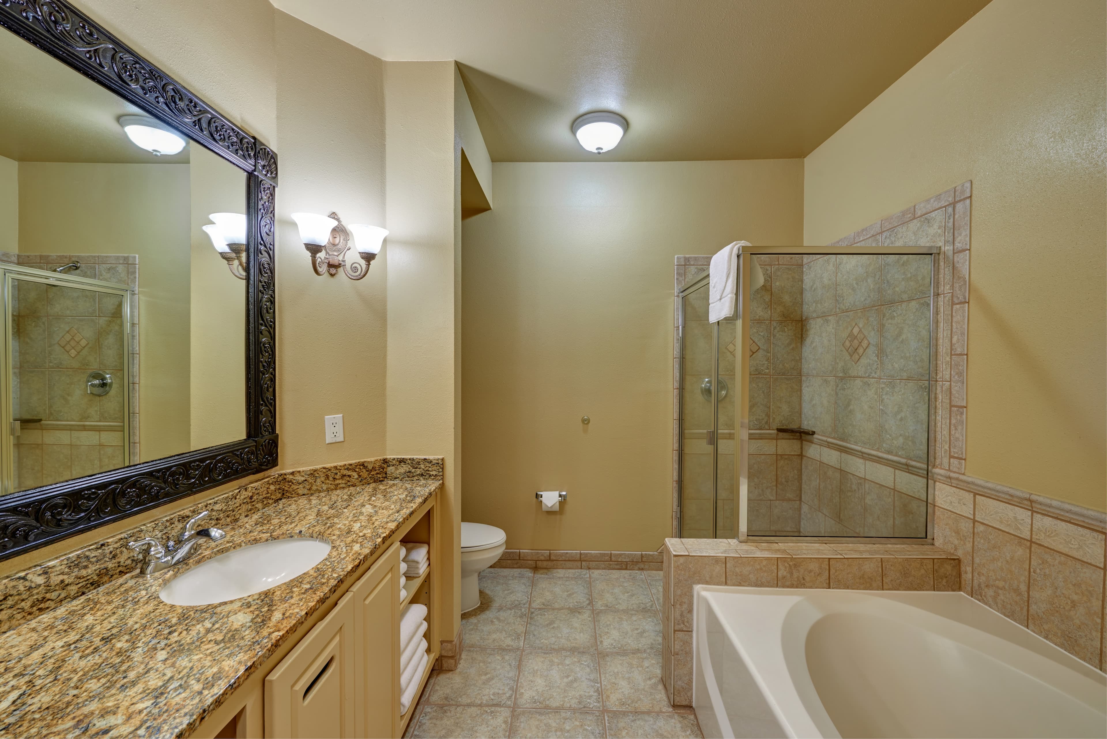 Radisson Hotel El Paso Airport — 11