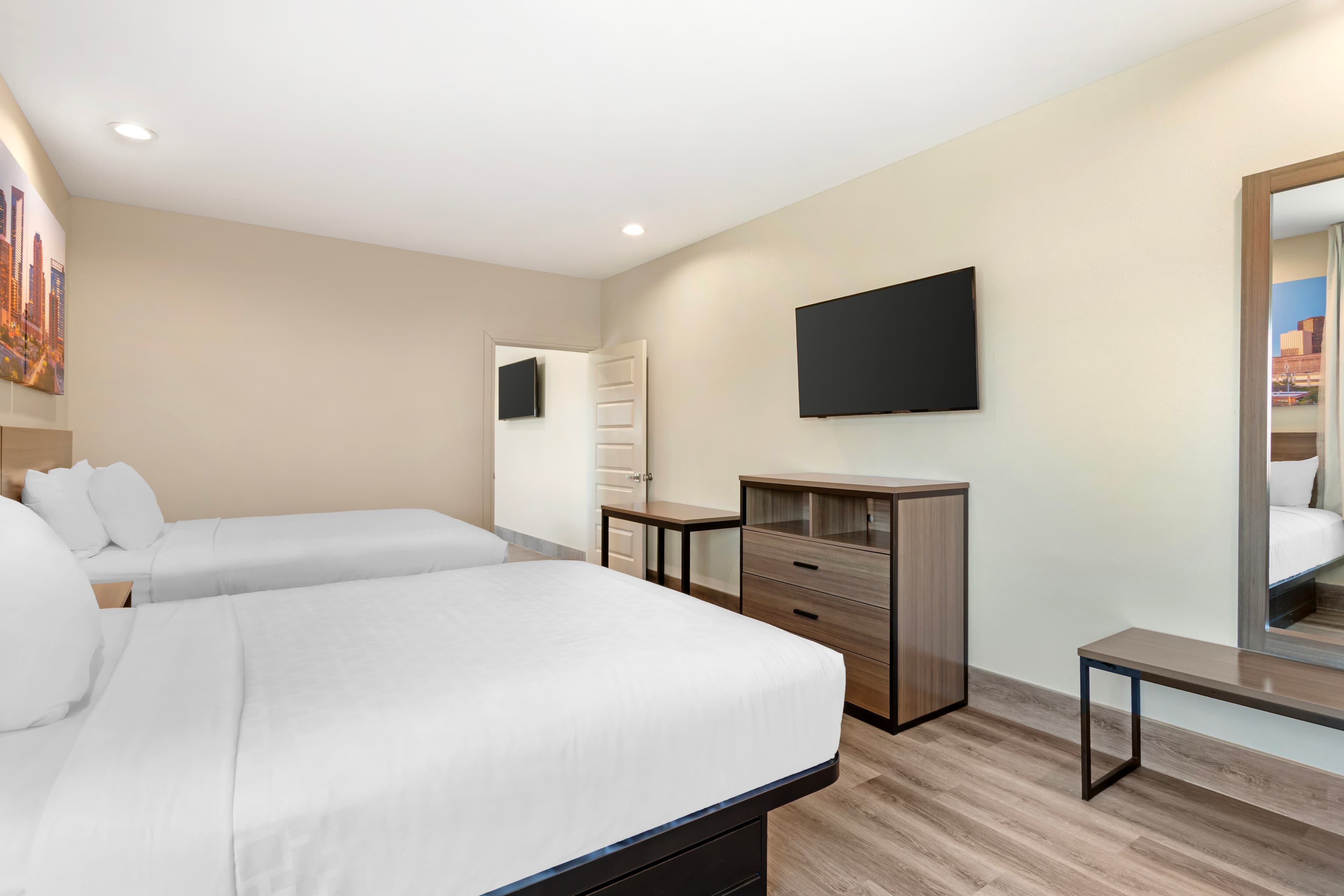 Clarion Pointe Spring - Houston North — 18