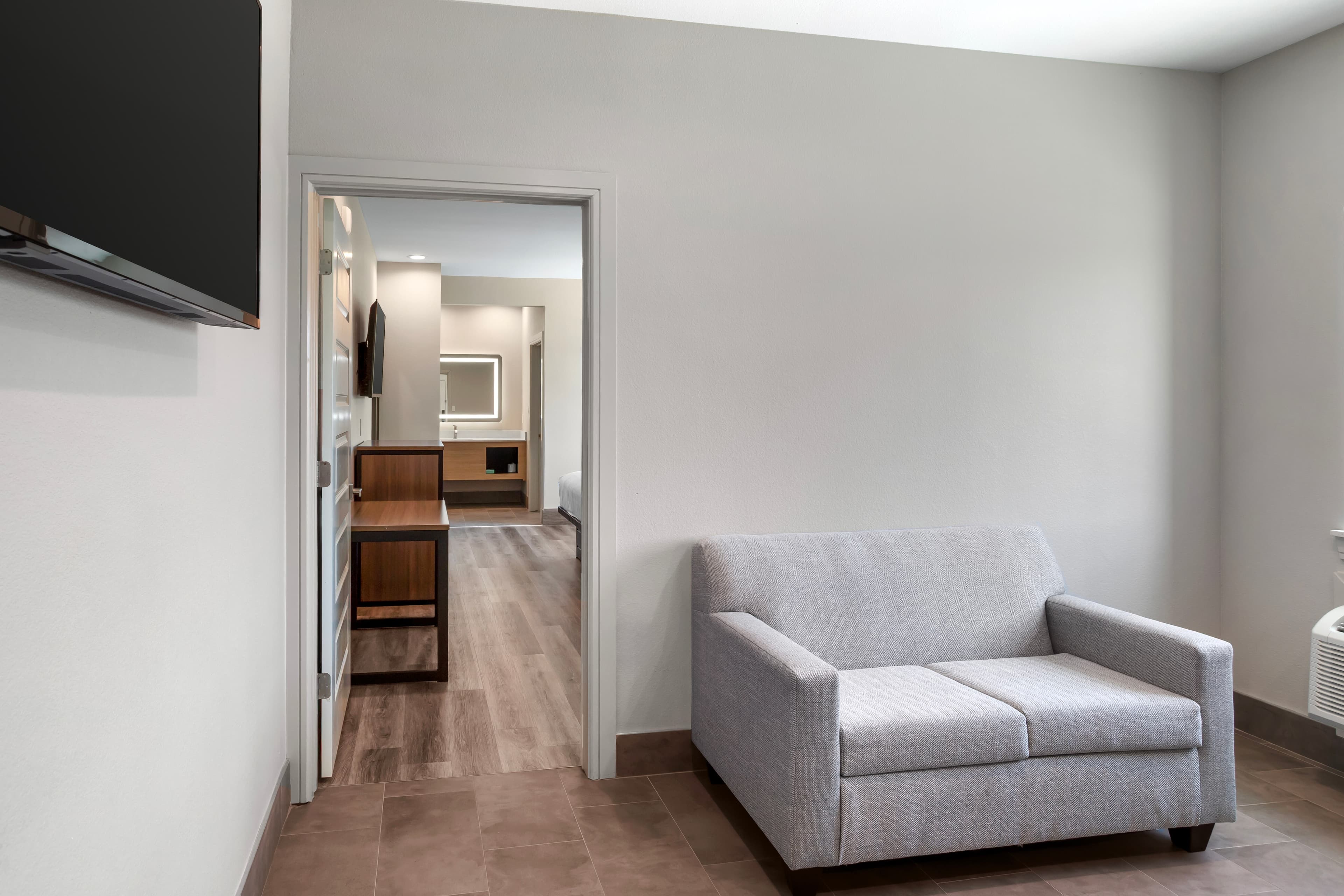 Clarion Pointe Spring - Houston North — 19