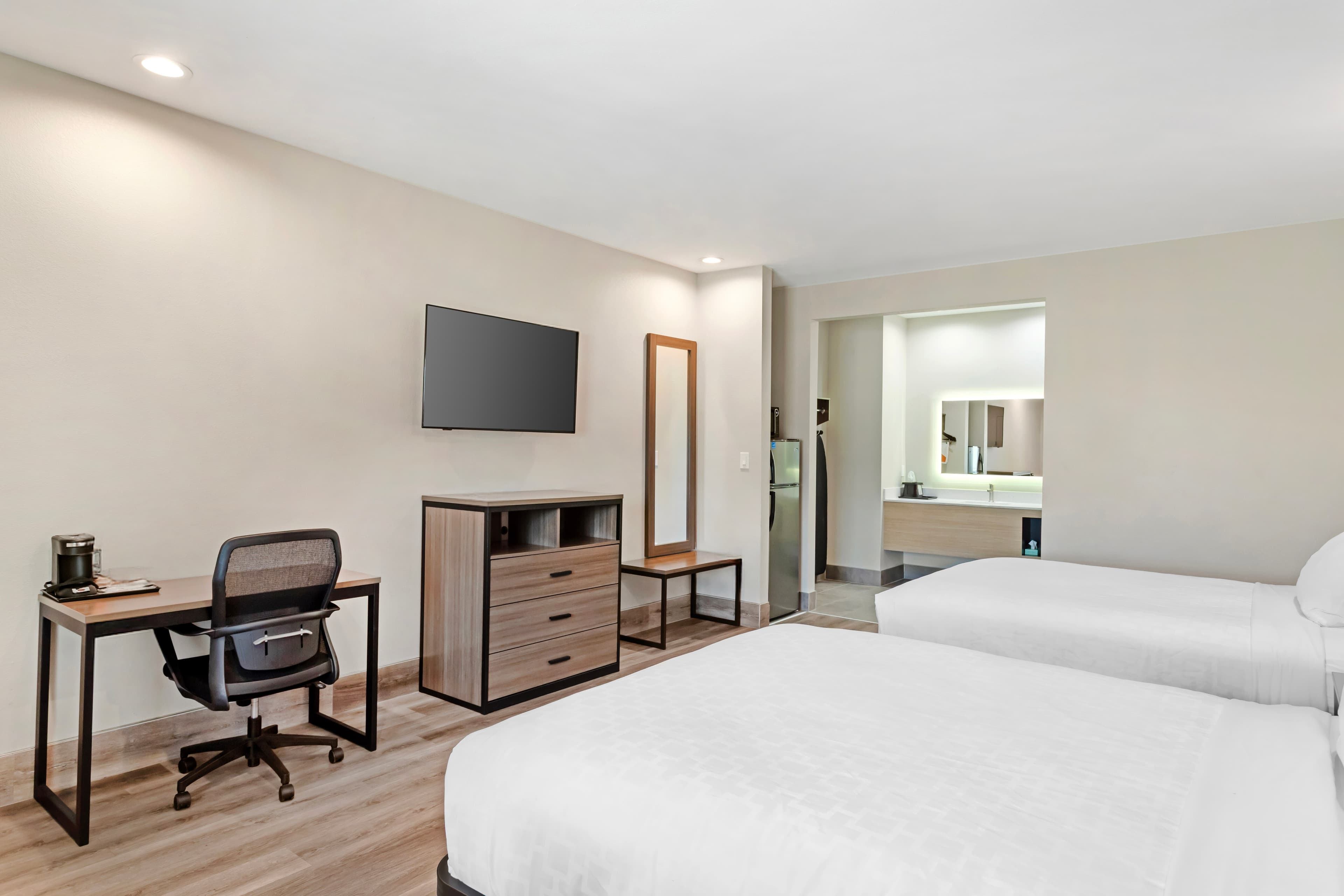Clarion Pointe Spring - Houston North — 30
