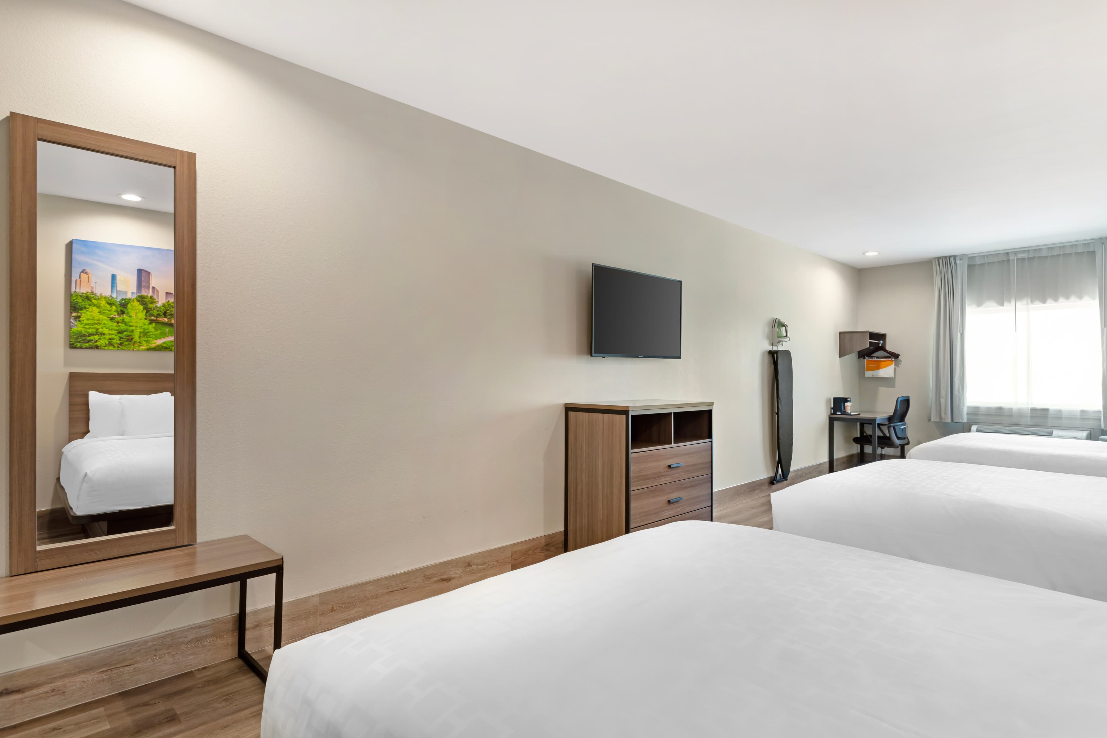 Clarion Pointe Spring - Houston North — 13