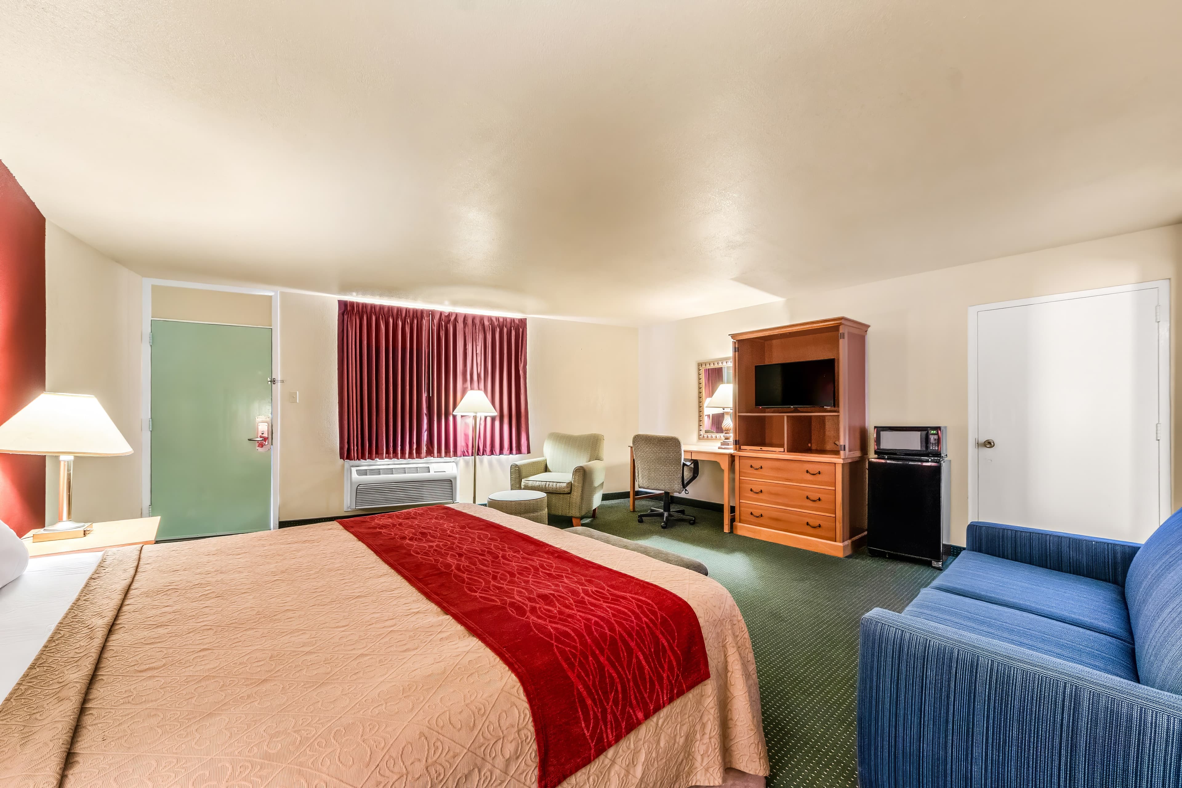 Econo Lodge Del Rio — 6